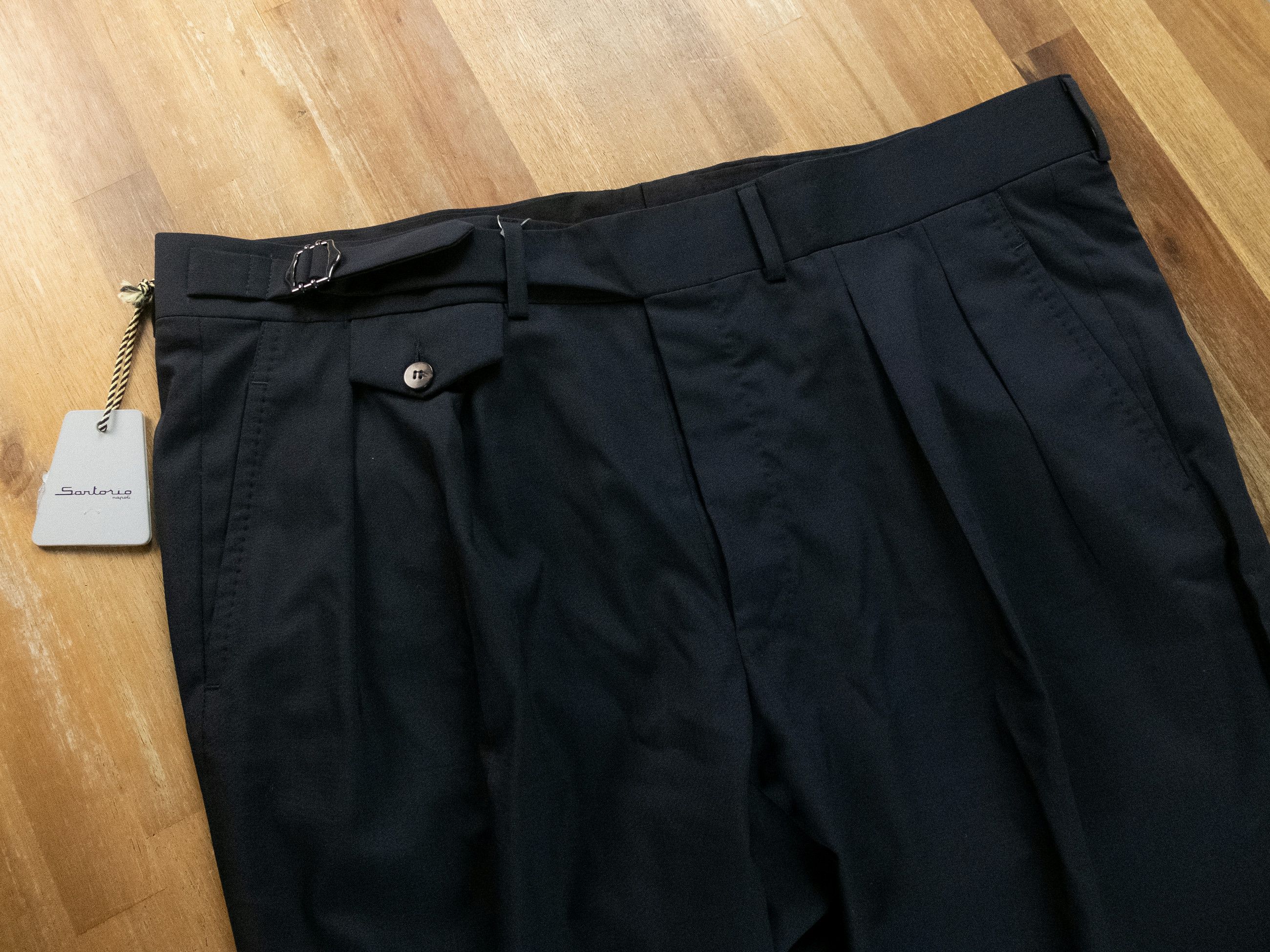 SARTORIO SARTORIO navy blue pleated wool dress pants 38 Italy Size US 38 / EU 54 - 2 Thumbnail