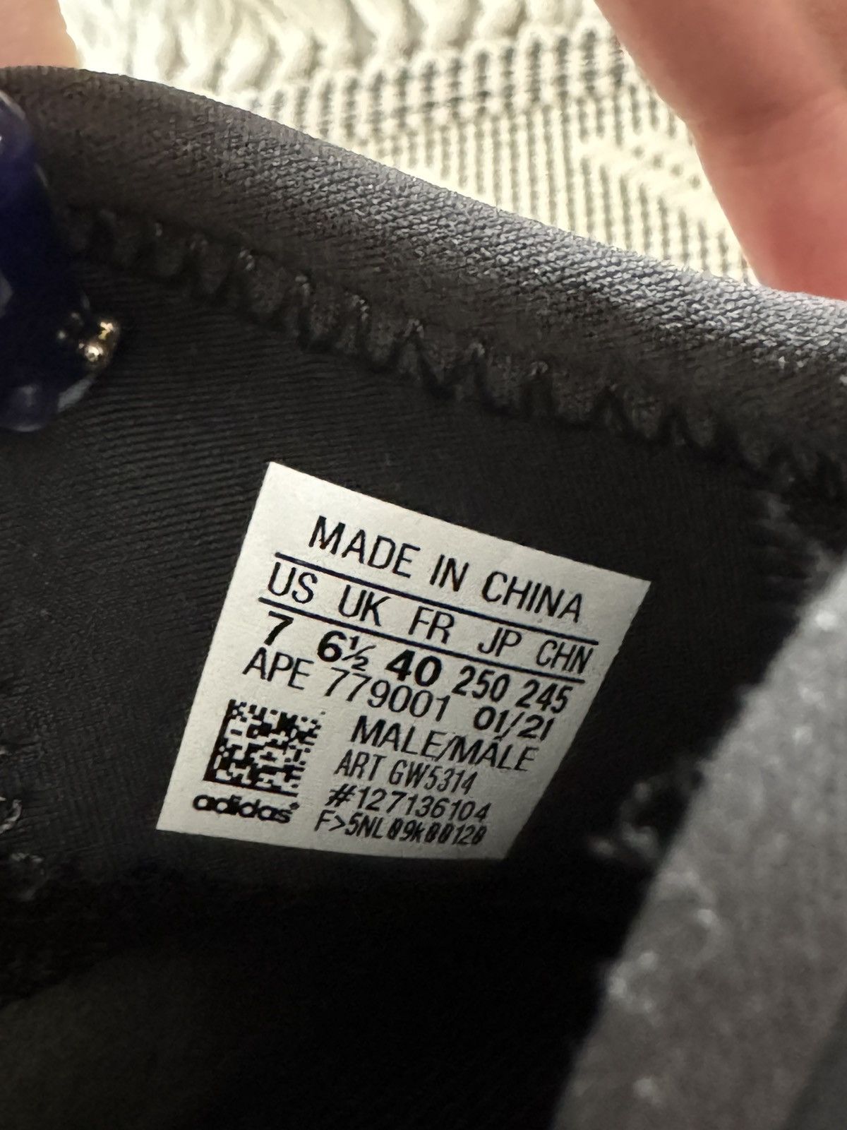 Adidas × Yeezy YZY QNTM Size US 7 / EU 40 - 8 Thumbnail