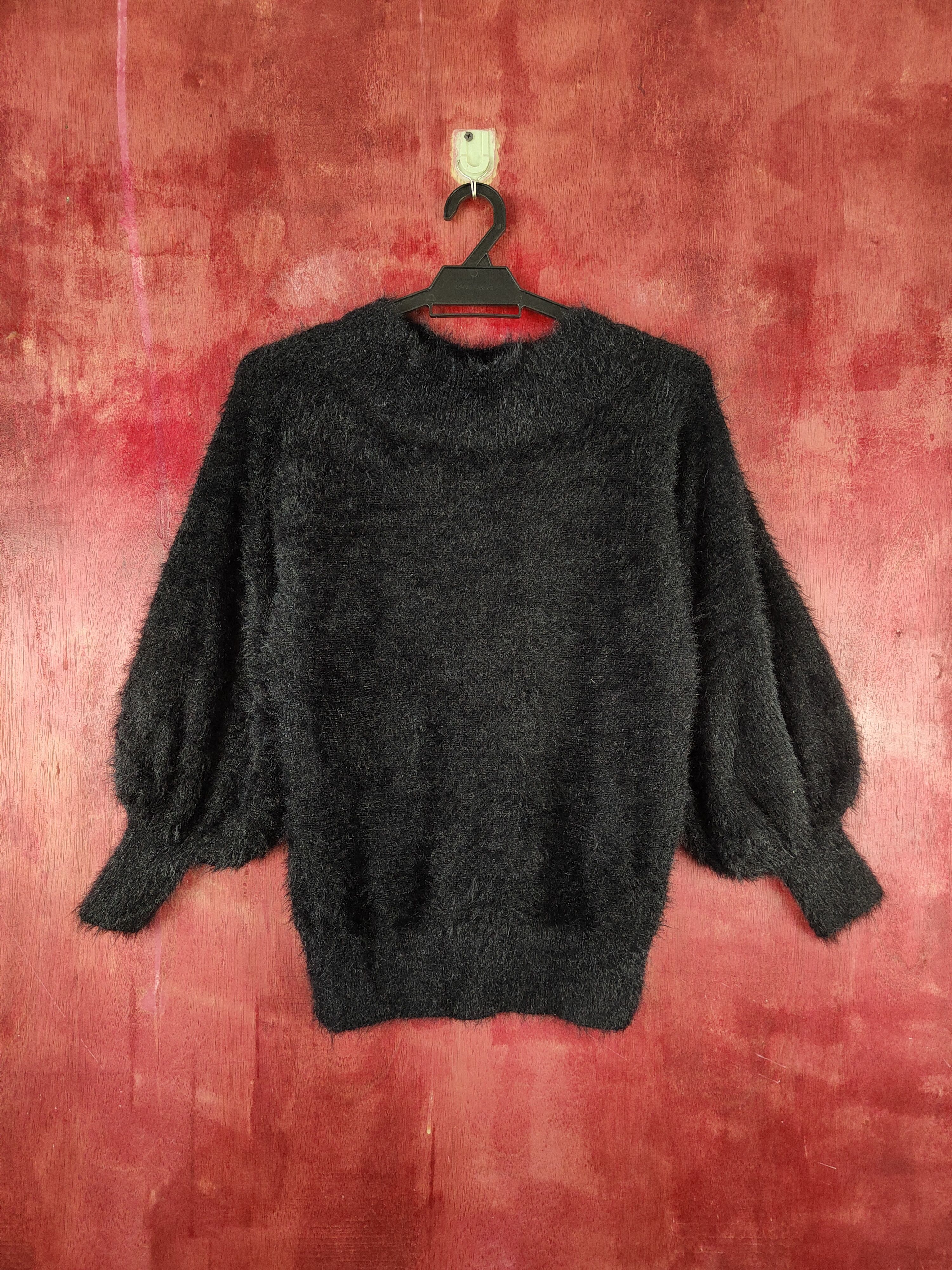 Japanese Brand × Vintage Rare Vintage Only Black Fur Mohair Knitwear Size S / US 4 / IT 40 - 1 Thumbnail