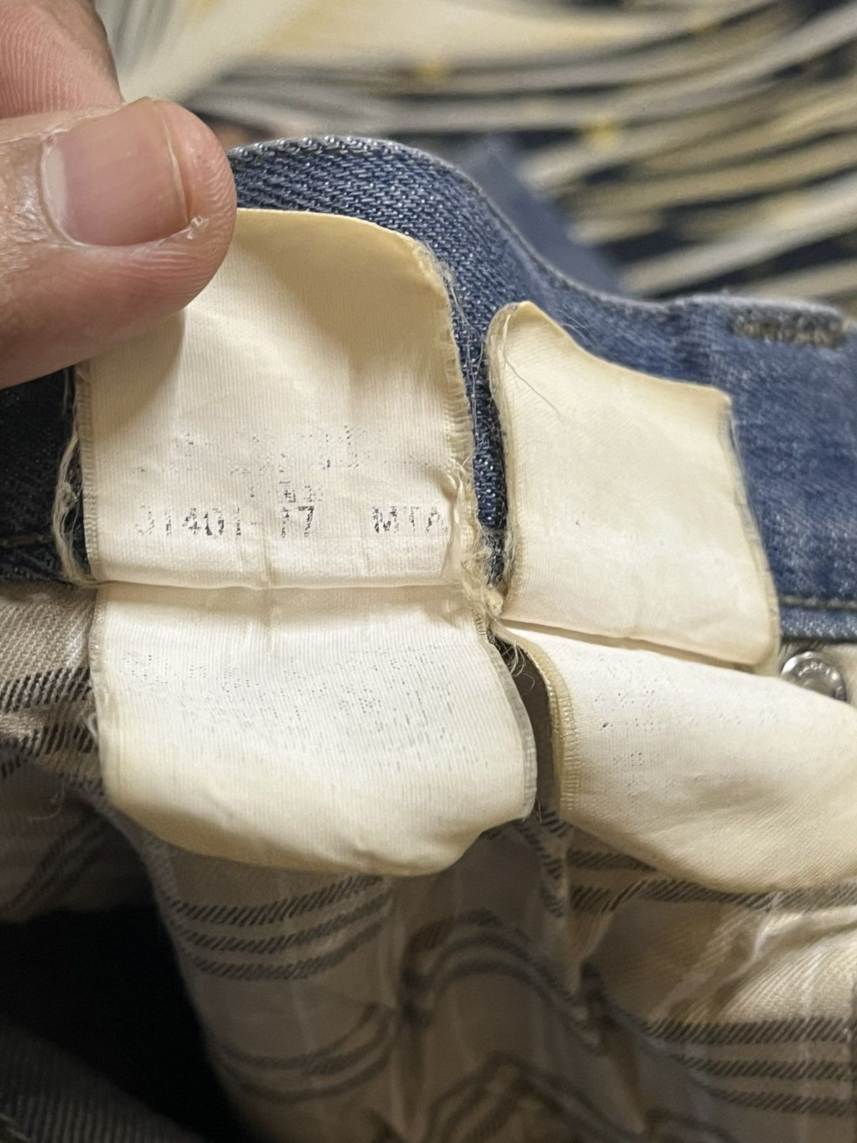 Burberry Vintage Burberry Slim Fit Honeycomb Denim Size US 31 - 11 Thumbnail