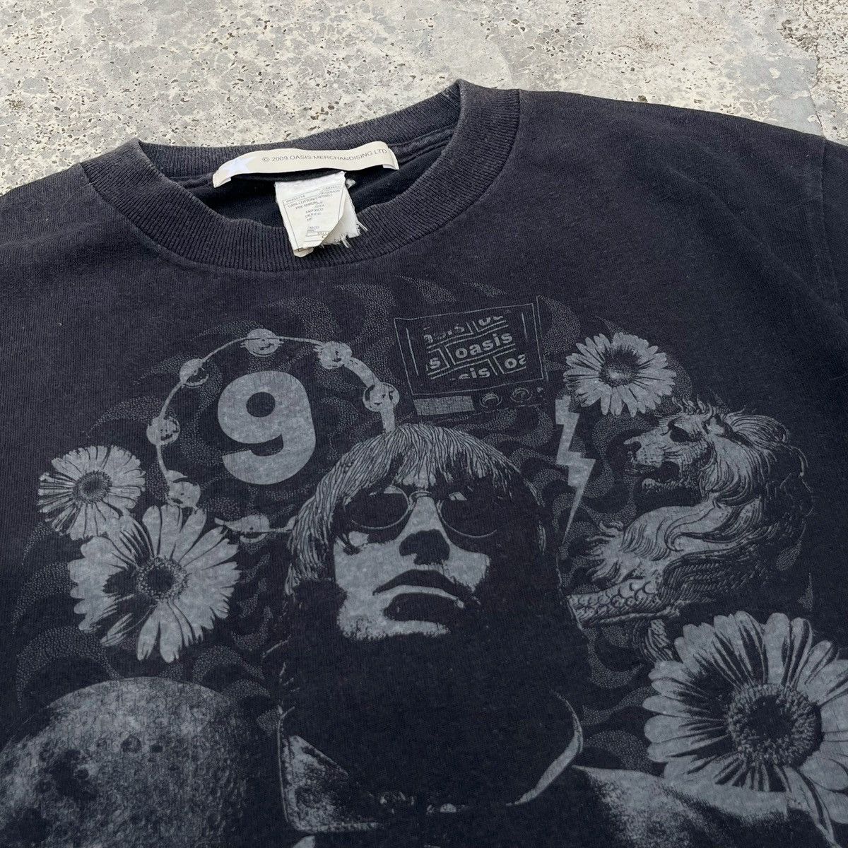 Band Tees Vintage Oasis Liam Gallagher Britpop Size US S / EU 44-46 / 1 - 3 Thumbnail