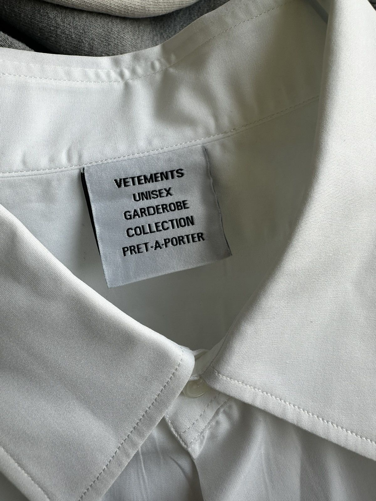 Designer × Vetements Vetements unisex button up Size US L / EU 52-54 / 3 - 4 Thumbnail