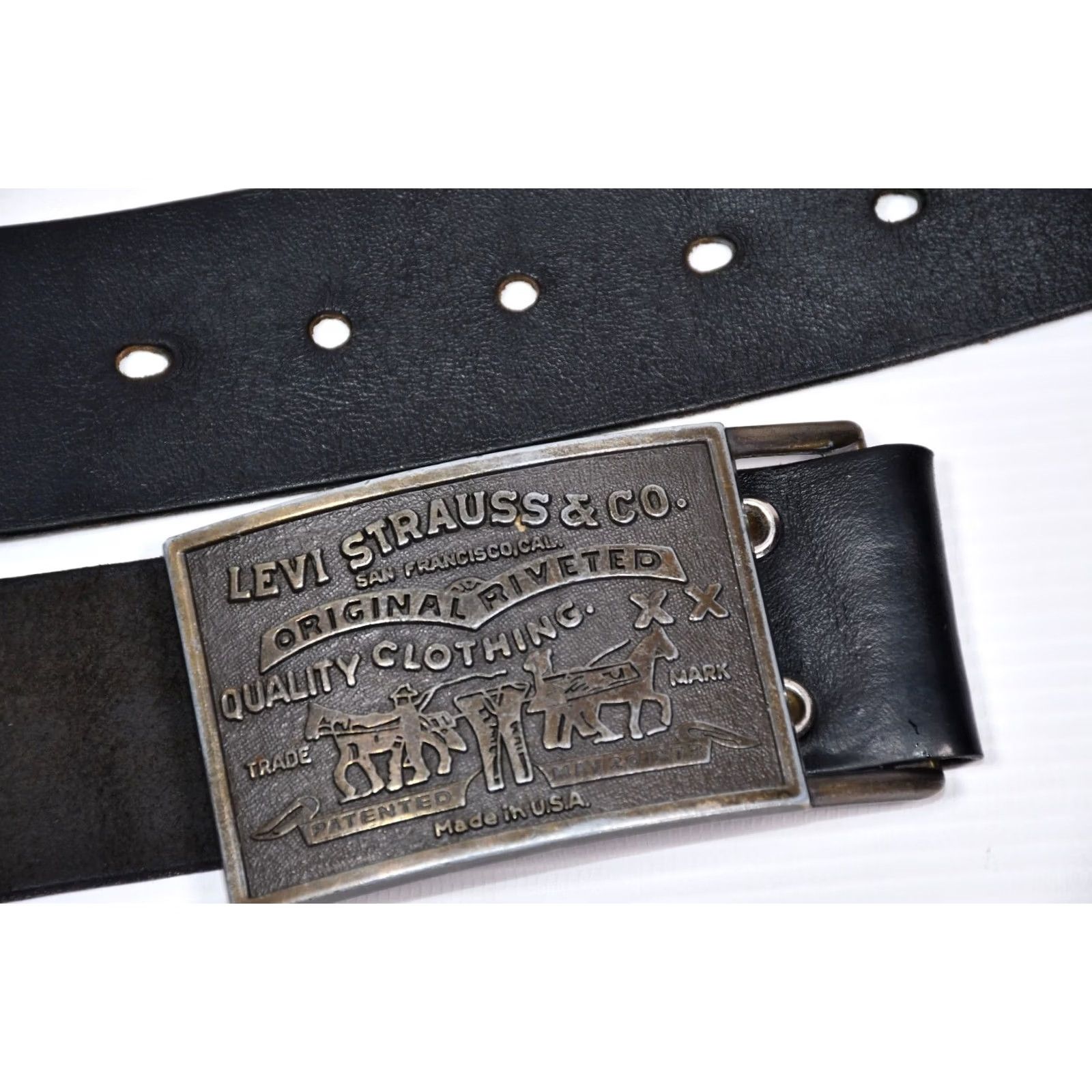Levi's VINTAGE Levi's Belt Leather USA Made 36 Black Mens Leather Belt 90 cm USA Size 36 - 6 Thumbnail