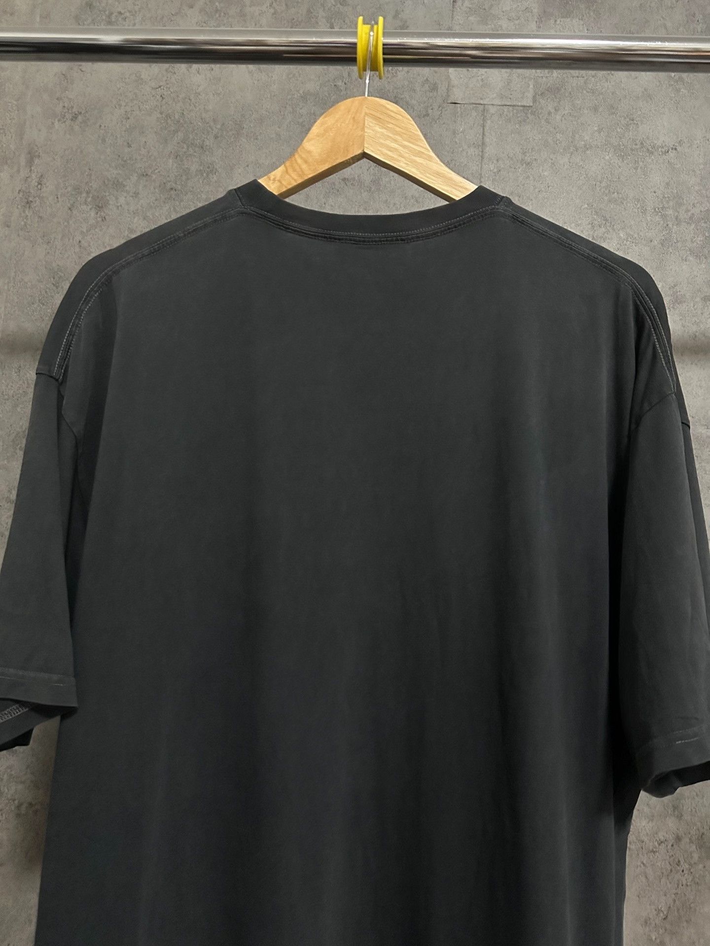 Balenciaga Balenciaga Sinners Embroidered Logo T-Shirt Size US M / EU 48-50 / 2 - 5 Thumbnail