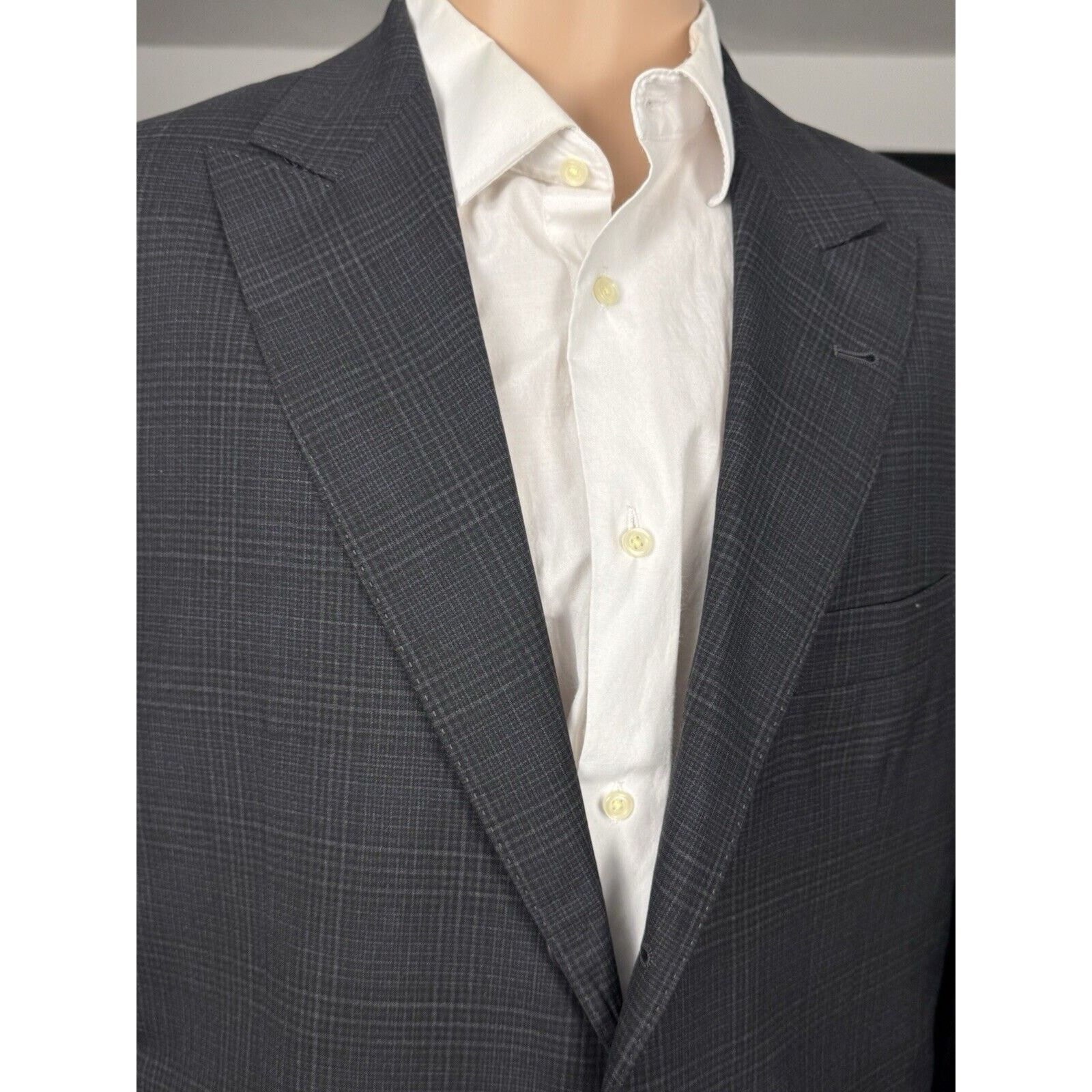 Brunello Cucinelli Brunello Cucinelli Charcoal Gray Plaid Peak Lapel 54/44 Size 44R - 3 Thumbnail