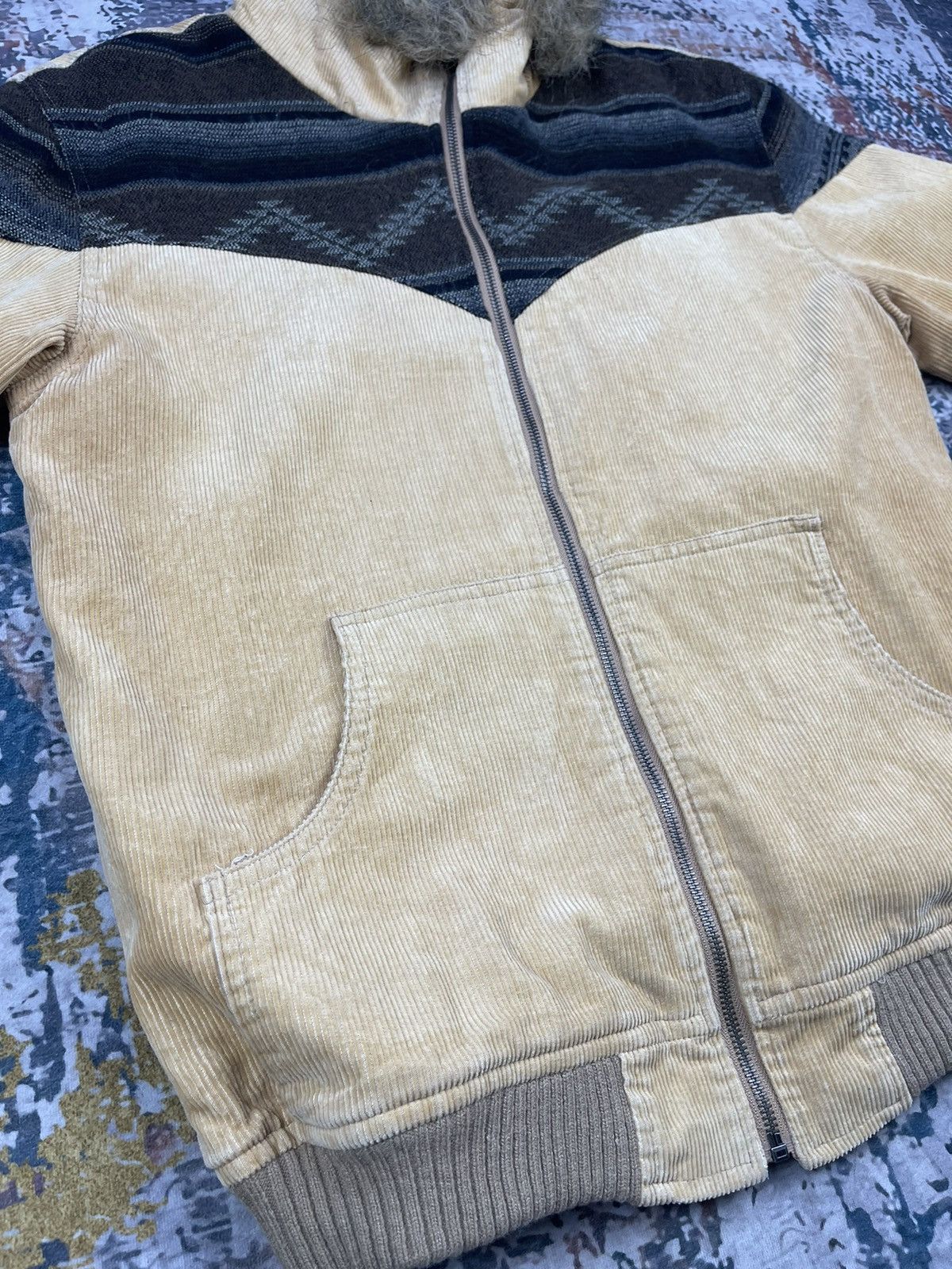 Japanese Brand Monitor GDW Corduroy Navajo Fur Hoodie Jackets Size US S / EU 44-46 / 1 - 3 Thumbnail