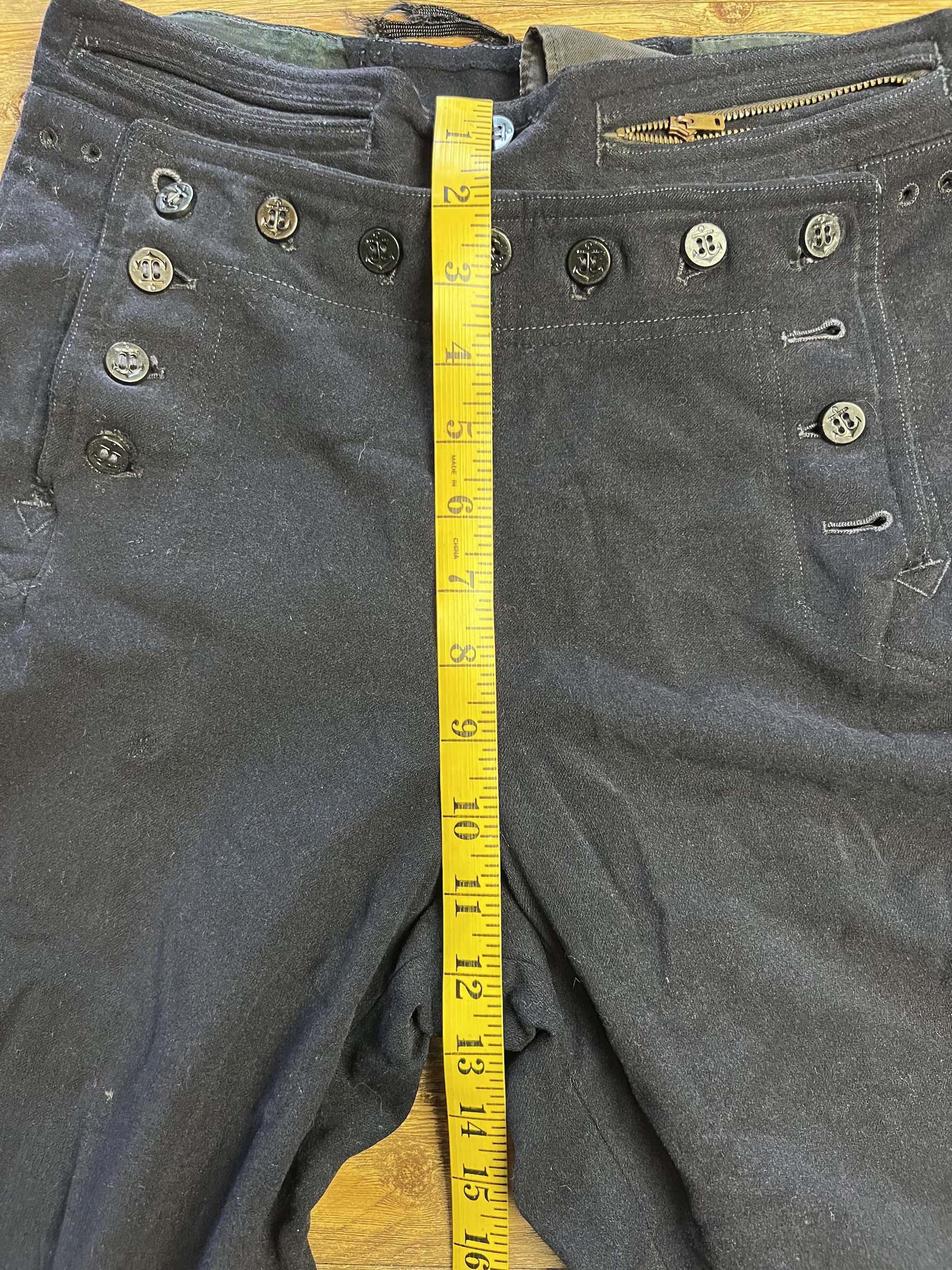 Vintage Vintage 1940s WWII US Navy 13 Button Wool Sailor Pants Size US 26 / EU 42 - 5 Thumbnail