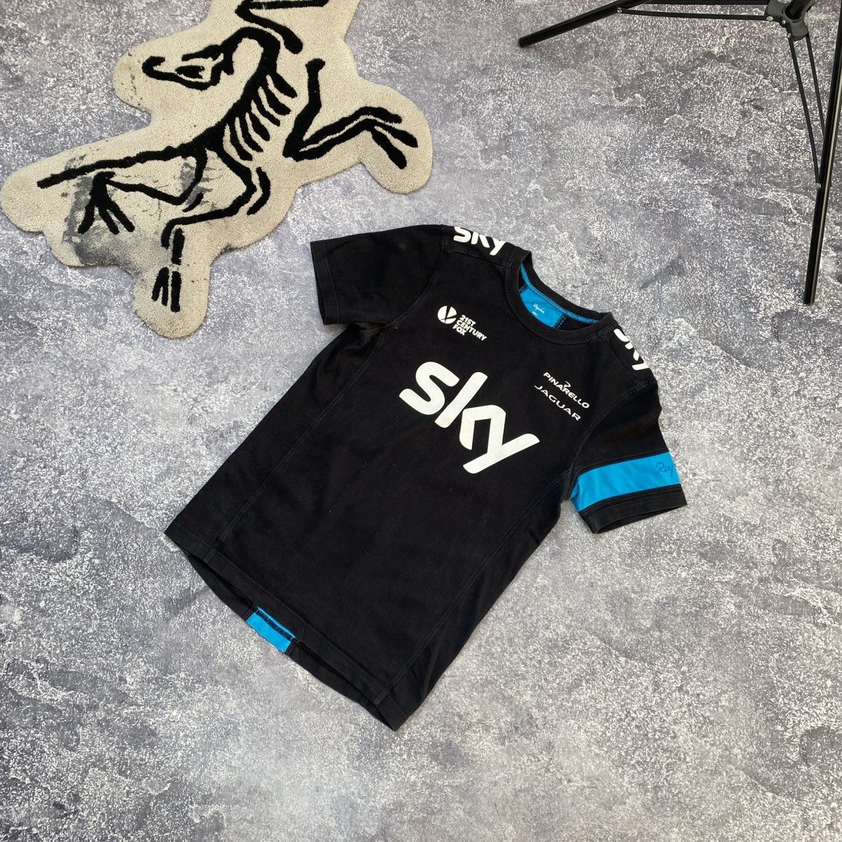 Rapha Men’s Rapha Sky jaguar racing sponsors bikecycles tee Size US S / EU 44-46 / 1 - 1 Thumbnail