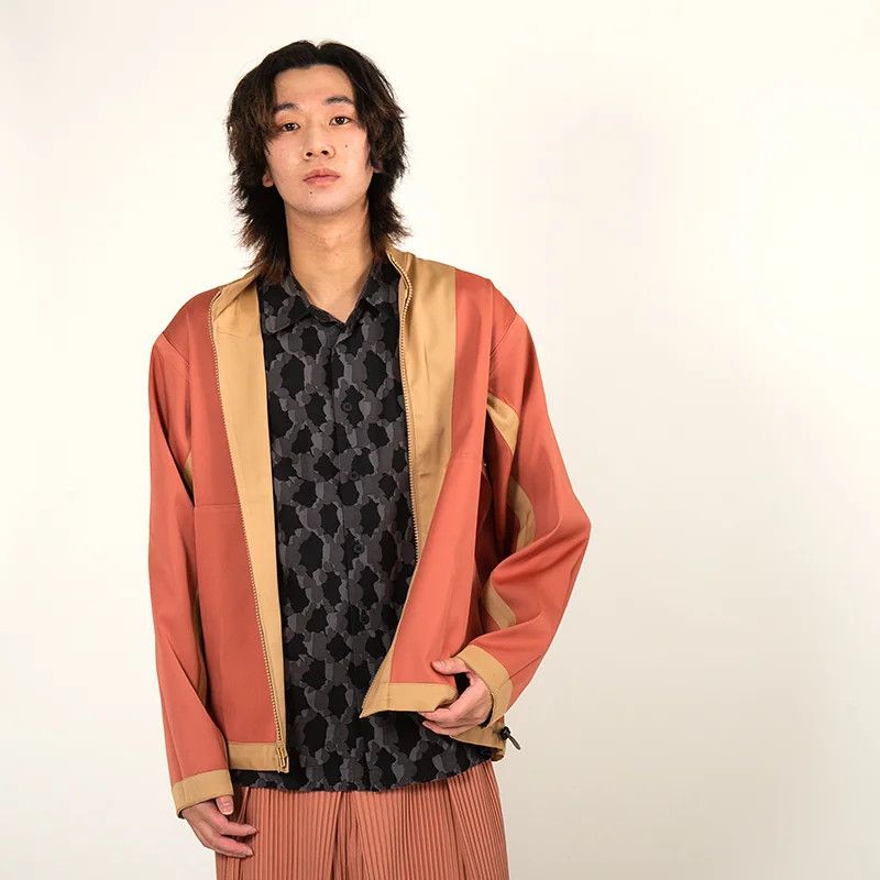 Issey Miyake Satin Zip-Up Packable Jacket in Beige Size US L / EU 52-54 / 3 - 19 Thumbnail