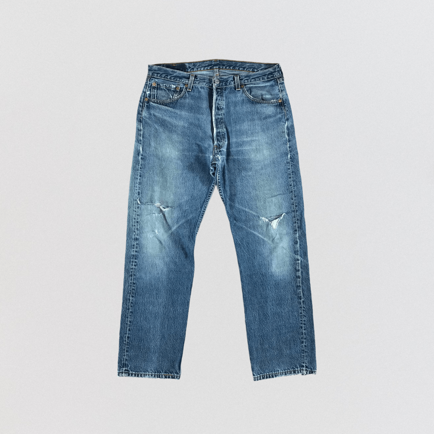 Levi's 90s Vintage Blue Wash Levis 501 Jeans-JM2747 Size US 36 / EU 52 - 1 Thumbnail