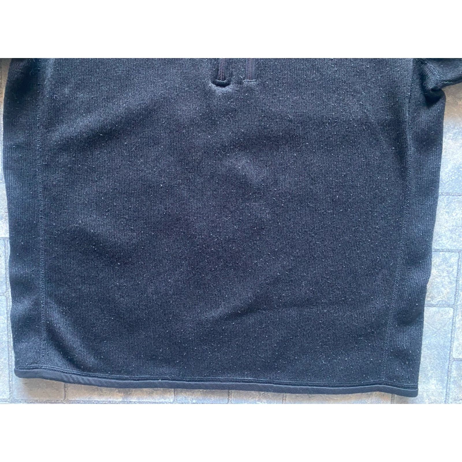 Patagonia Patagonia Sweatshirt Pullover Embroidered Black 1/4 Zip Men L Size US L / EU 52-54 / 3 - 3 Thumbnail