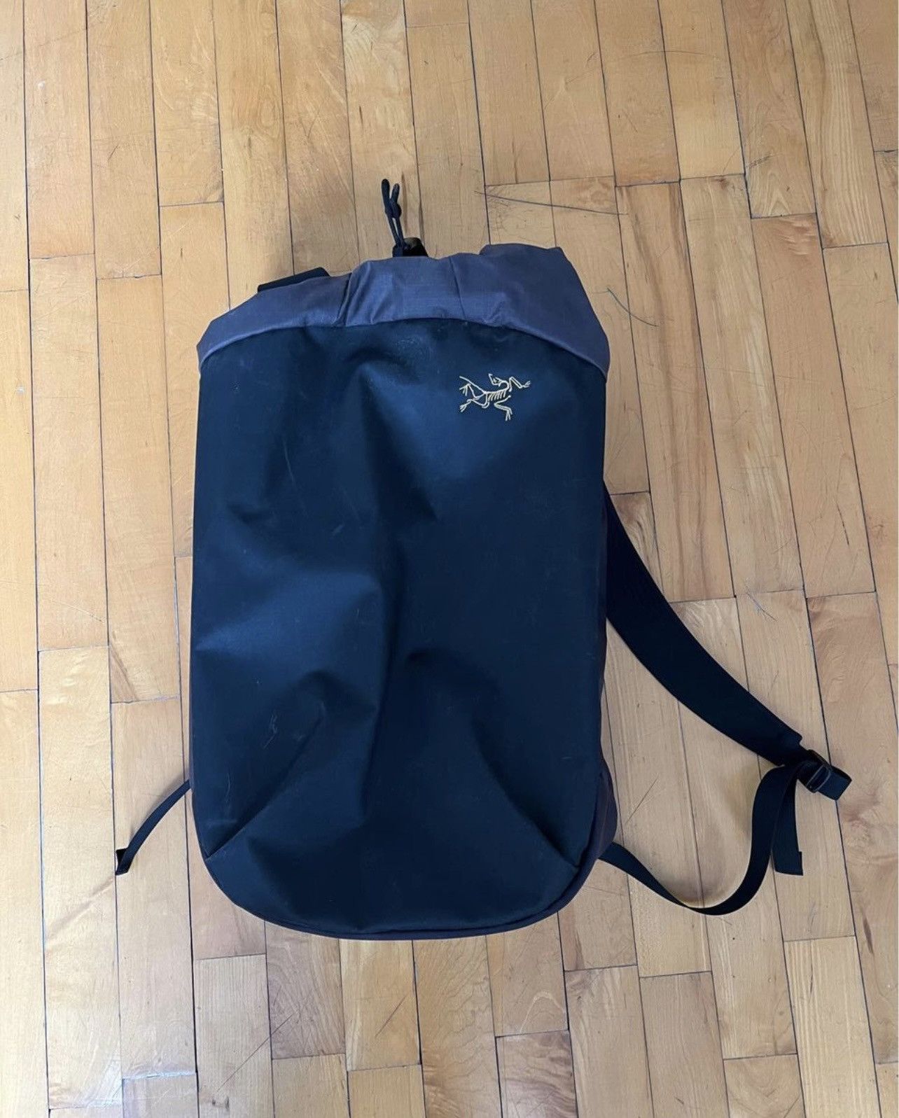 Arc'Teryx Backpack Arc'teryx arro 20 bucket bag | Grailed