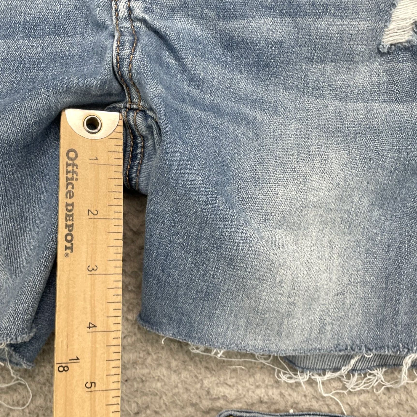 Levi's Levi's Denim Jean Shorts Lot 2 Women 24 Slim Bermuda Cut-Off Preppy Y2K 90's Retro Academia Blue 5-Pocket Size 42" / US 20 - 3 Thumbnail