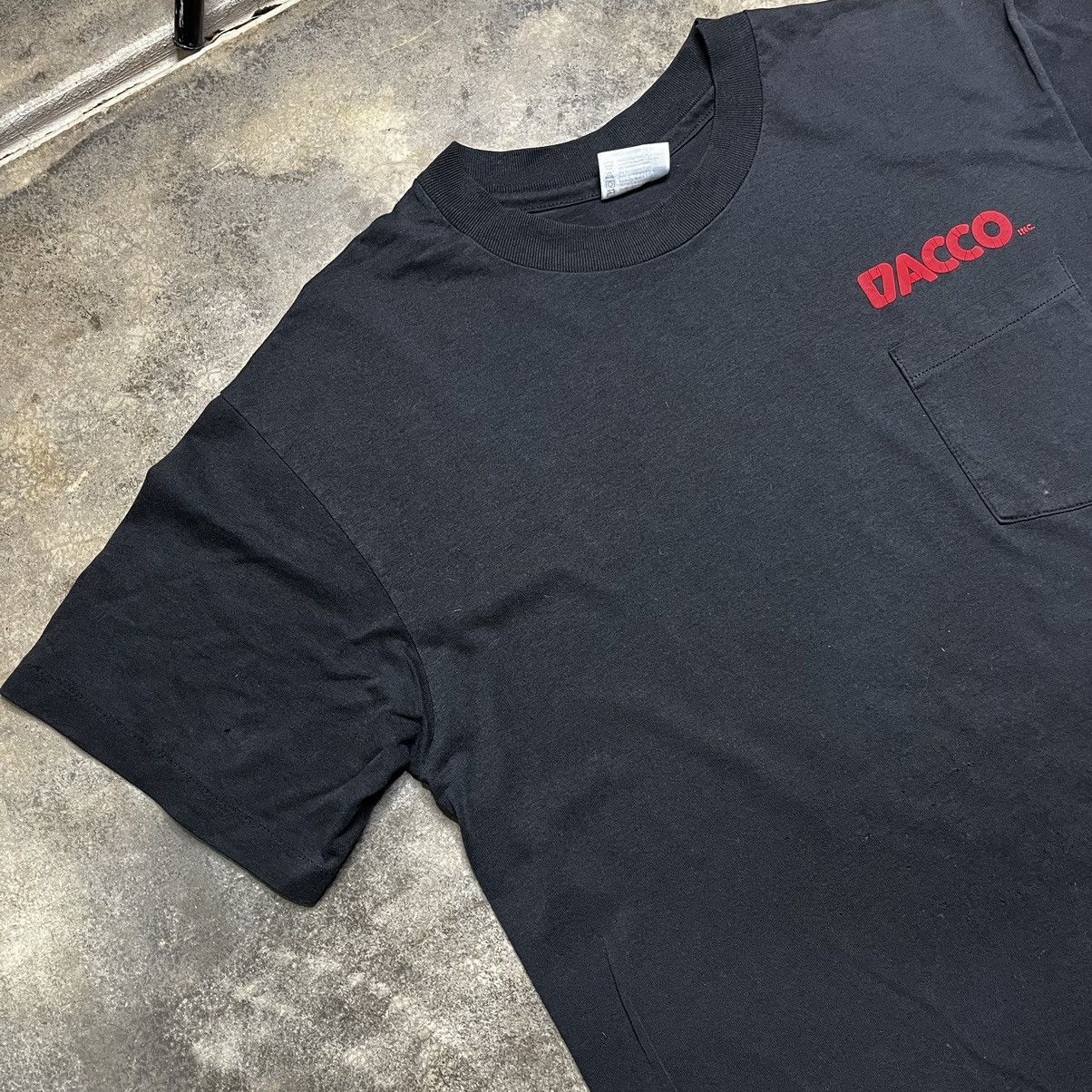 Vintage vintage dacco single stitch dragon tshirt Size US L / EU 52-54 / 3 - 2 Thumbnail