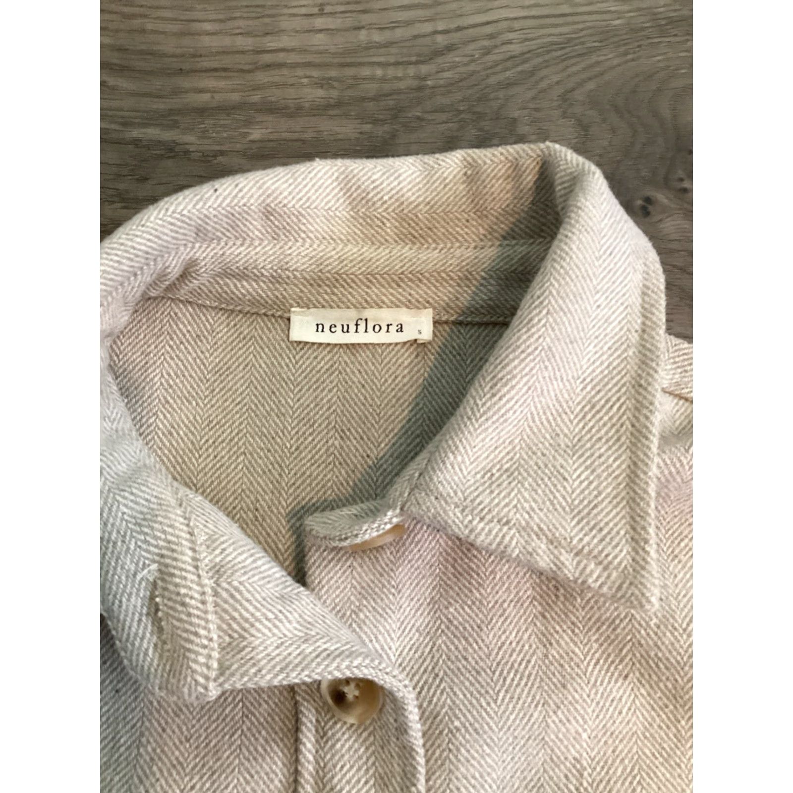 Vintage Neuflora Linen Button-Up Shirt Beige Short Sleeve Relaxed Fit Women Small Size S / US 4 / IT 40 - 4 Thumbnail