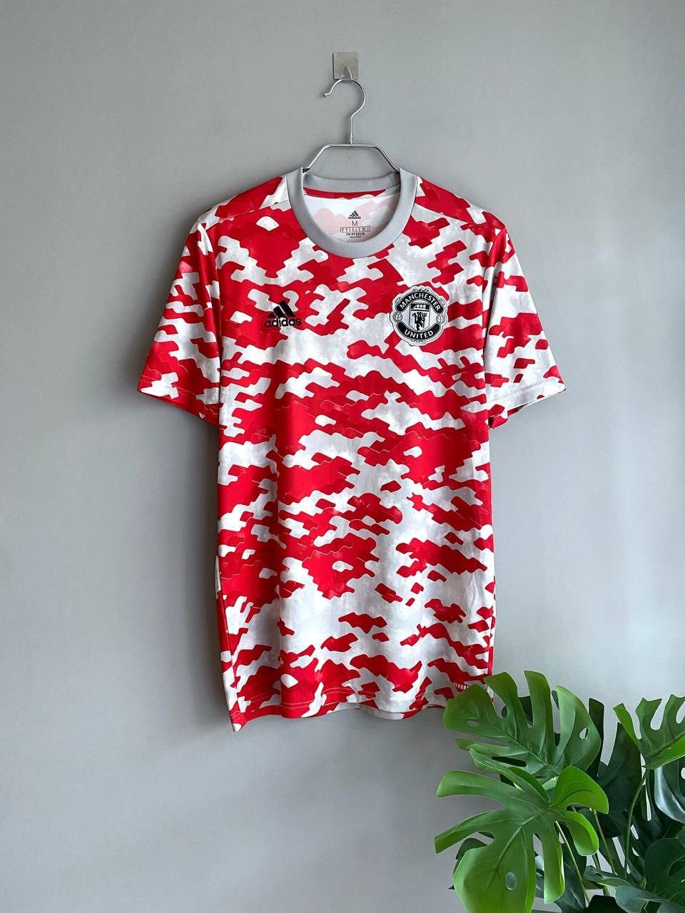 Adidas Manchester United 2021/22 Pre-match Soccer Jersey, M GR3914 Size US M / EU 48-50 / 2 - 1 Thumbnail