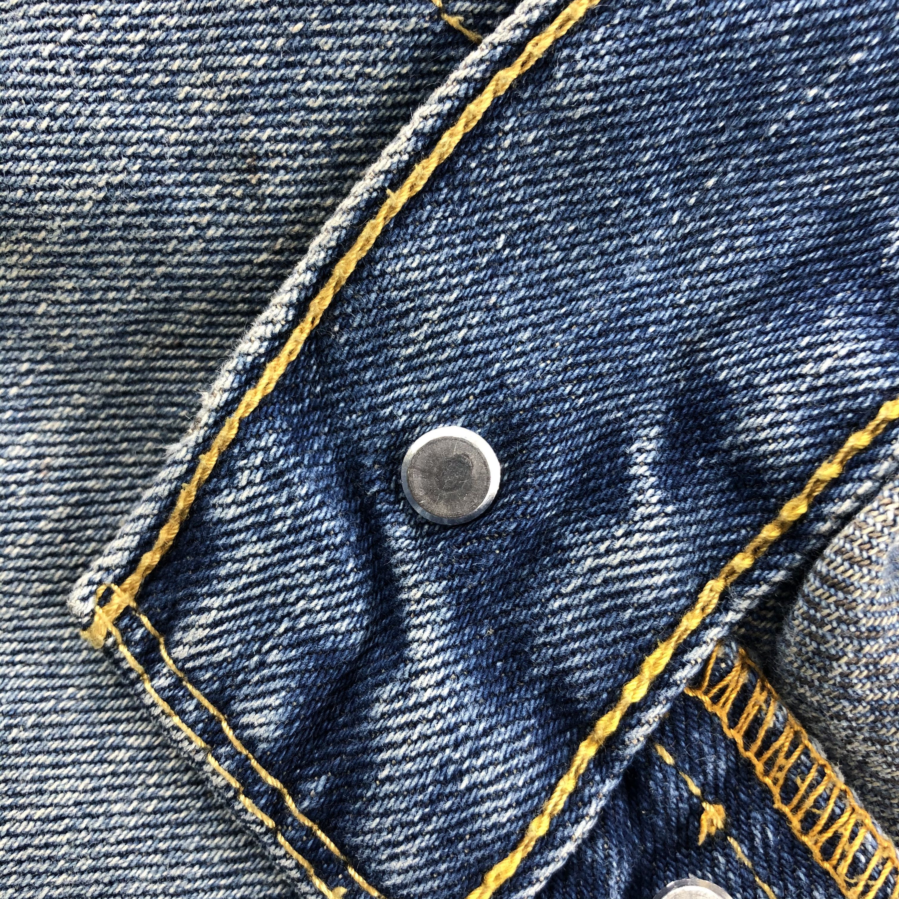 Levi's Vintage Levis 501 Denim Jeans-JM716 Size US 37 - 9 Thumbnail