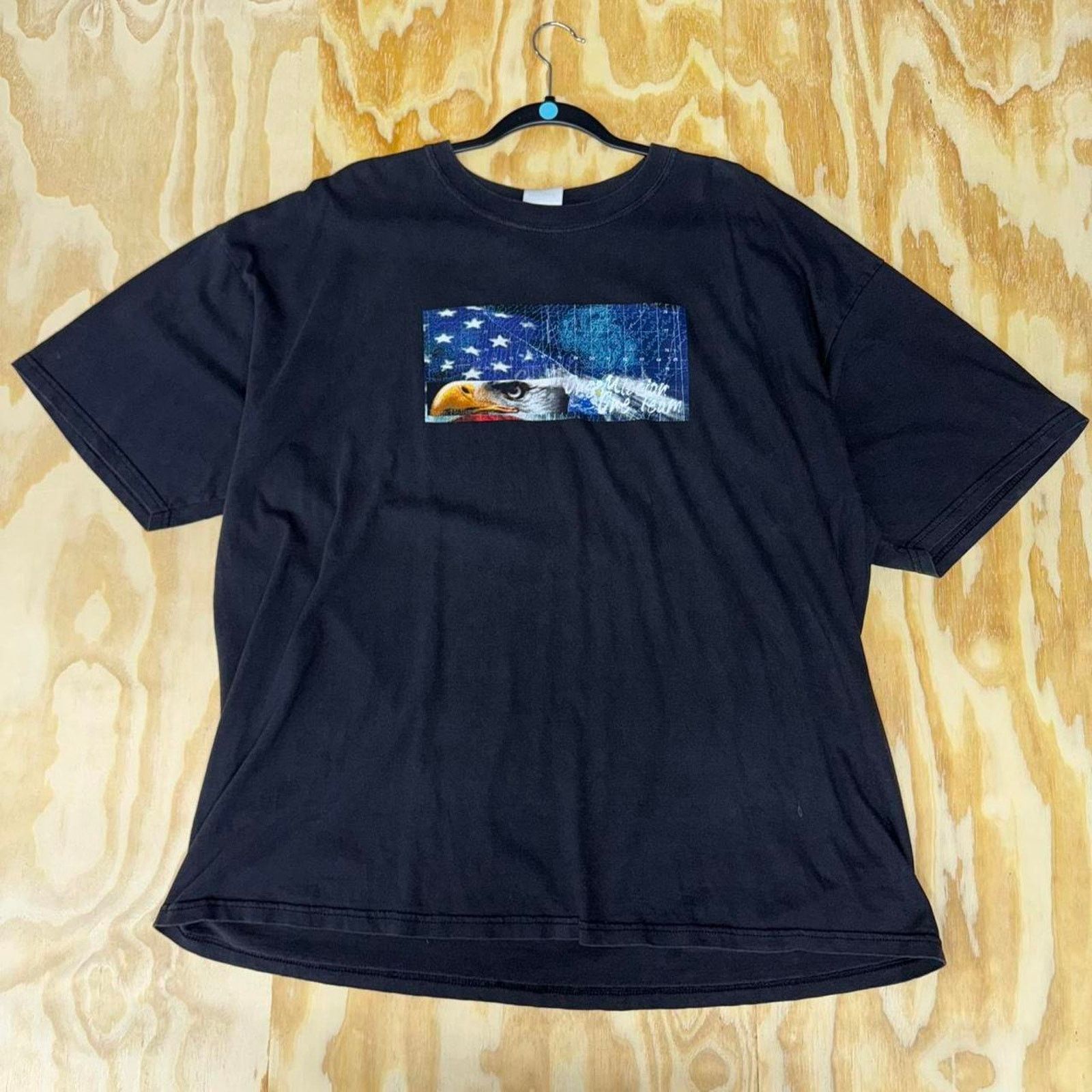 Gildan XXL - Vintage y2k eagle american flag t-shirt Size US XXL / EU 58 / 5 - 1 Thumbnail
