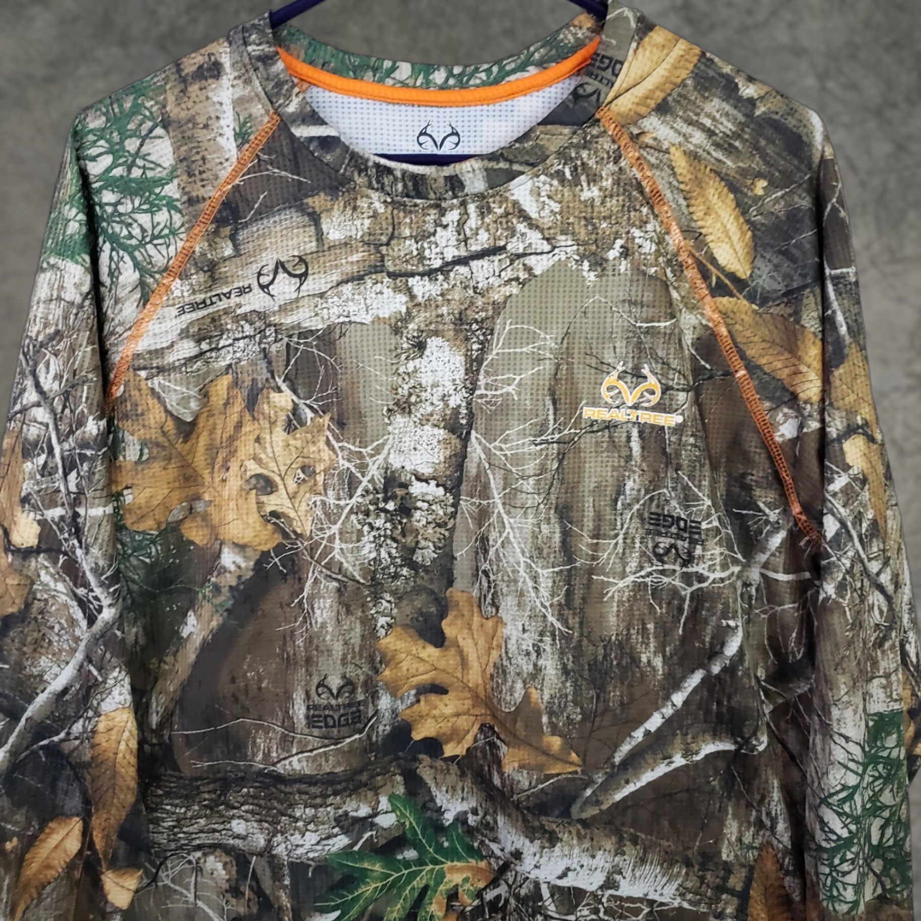 Realtree Realtree Edge Long Sleeve Crew Neck Pullover Shirt Men L Camouflage Brown Knit T-Shirt Size US L / EU 52-54 / 3 - 1 Thumbnail