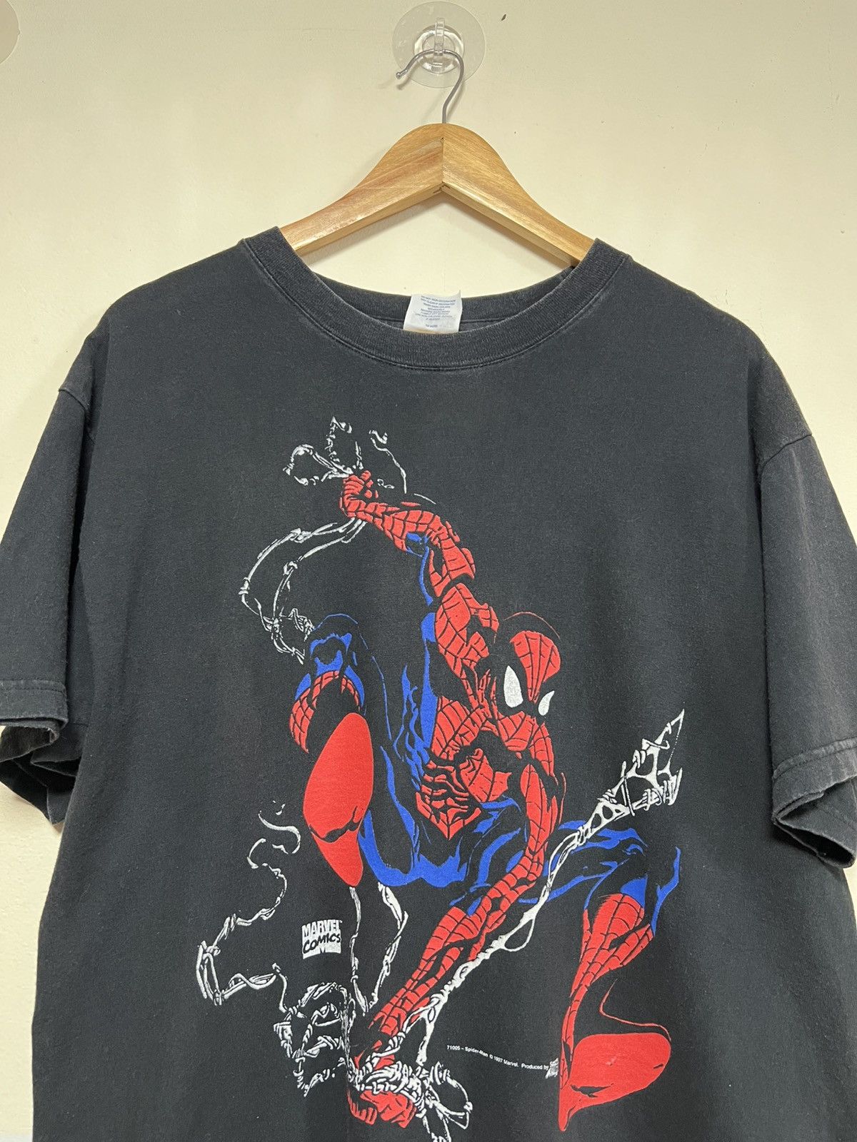 Vintage Vintage Spider-Man 1997 Marvel Comics Vtg T-Shirt Size US L / EU 52-54 / 3 - 5 Thumbnail