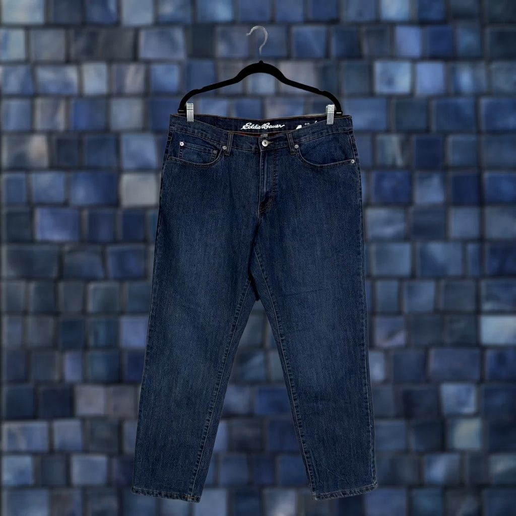 Eddie Bauer Eddie Bauer Jeans Mens 36x32 Blue Medium Wash Flannel Lined Straight Fit Denim Jeans Size US 36 / EU 52 - 1 Thumbnail