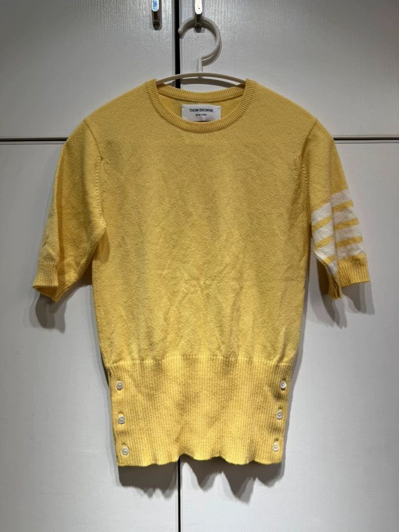 Thom Browne Yellow Cashmere Short Sleeve Top - dmc