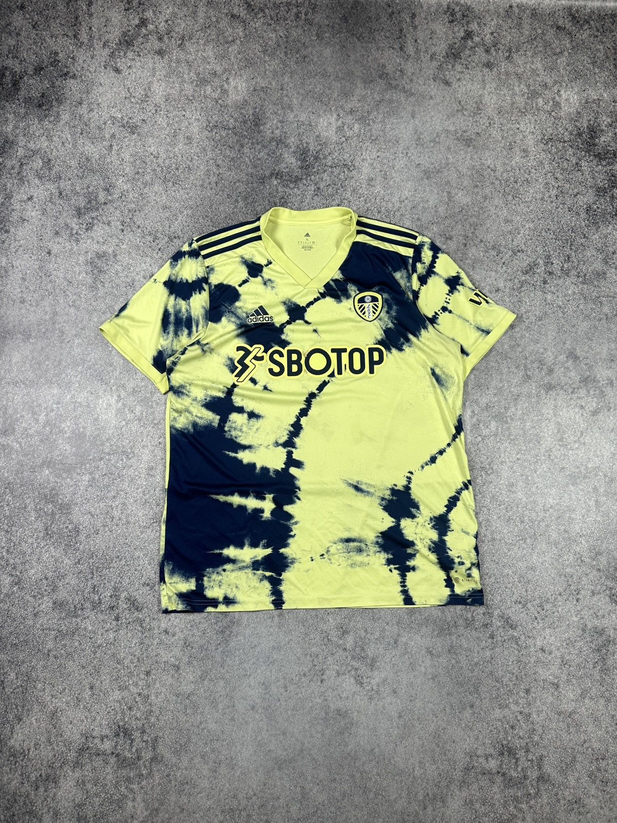 Adidas Adidas Leeds United Soccer Jersey Blokecore L 22/23 Rare Size US XL / EU 56 / 4 - 1 Thumbnail
