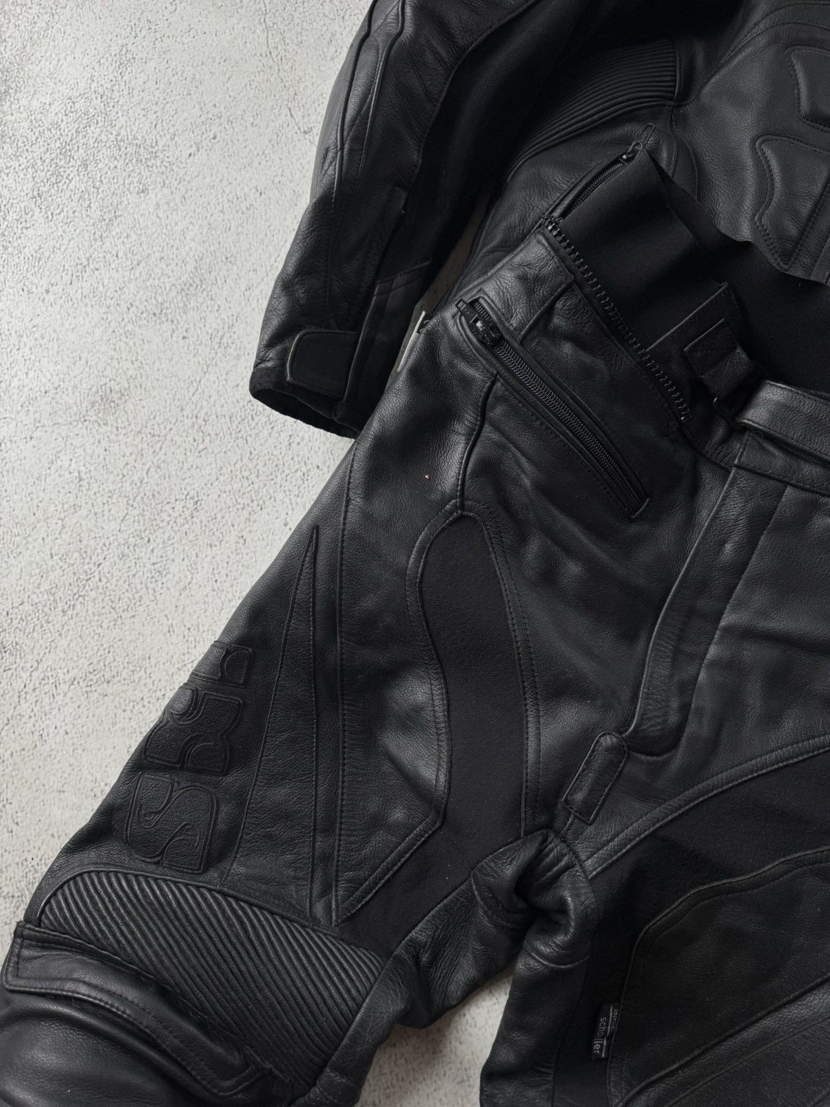 Leather IXS RX5T Vintage Motorcycles Racing Armour Leather Suit Size US M / EU 48-50 / 2 - 15 Thumbnail