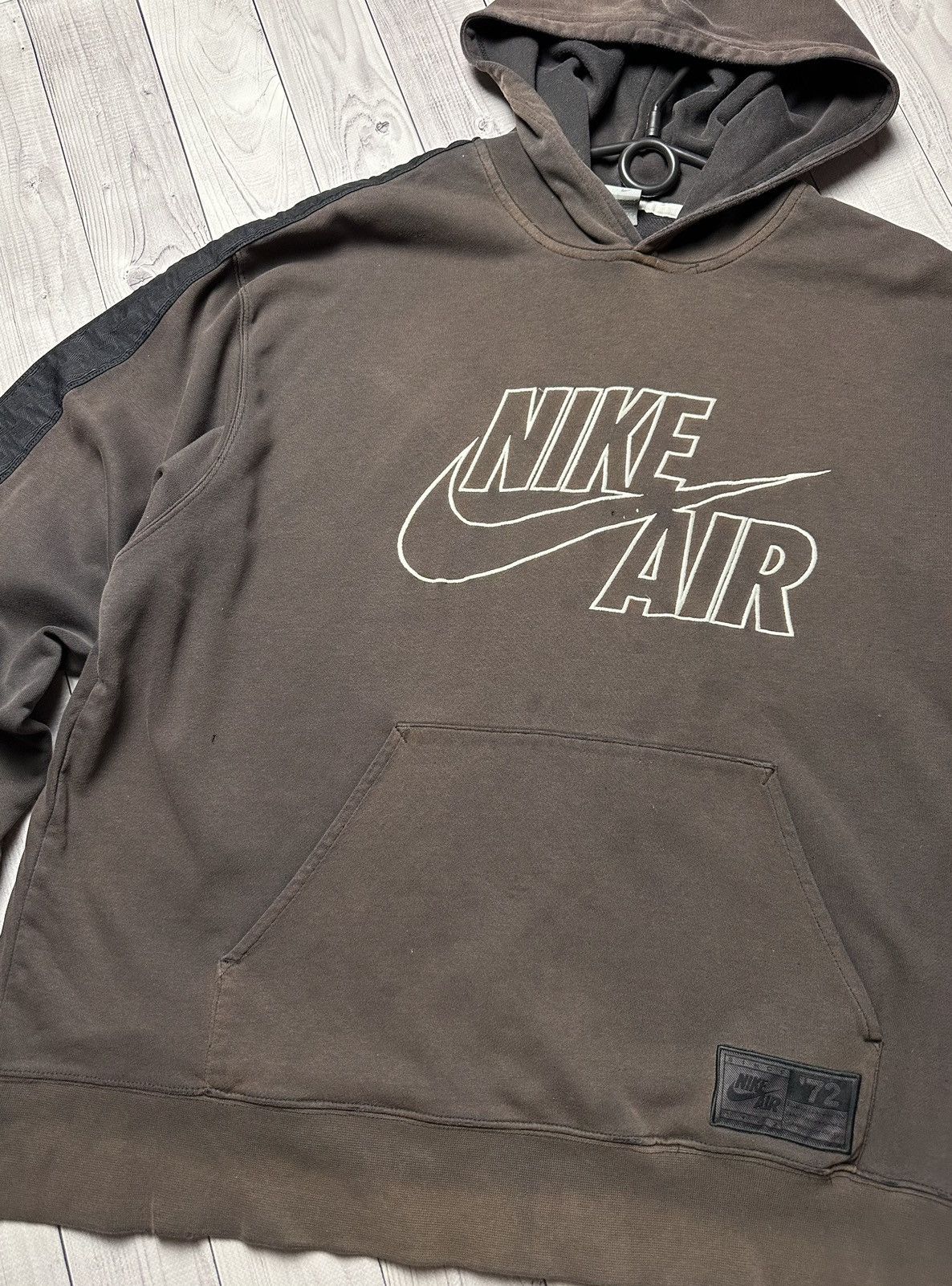 Nike × Vintage Vintage Nike air hoodie brown big logo distressed size XL Size US XL / EU 56 / 4 - 5 Thumbnail