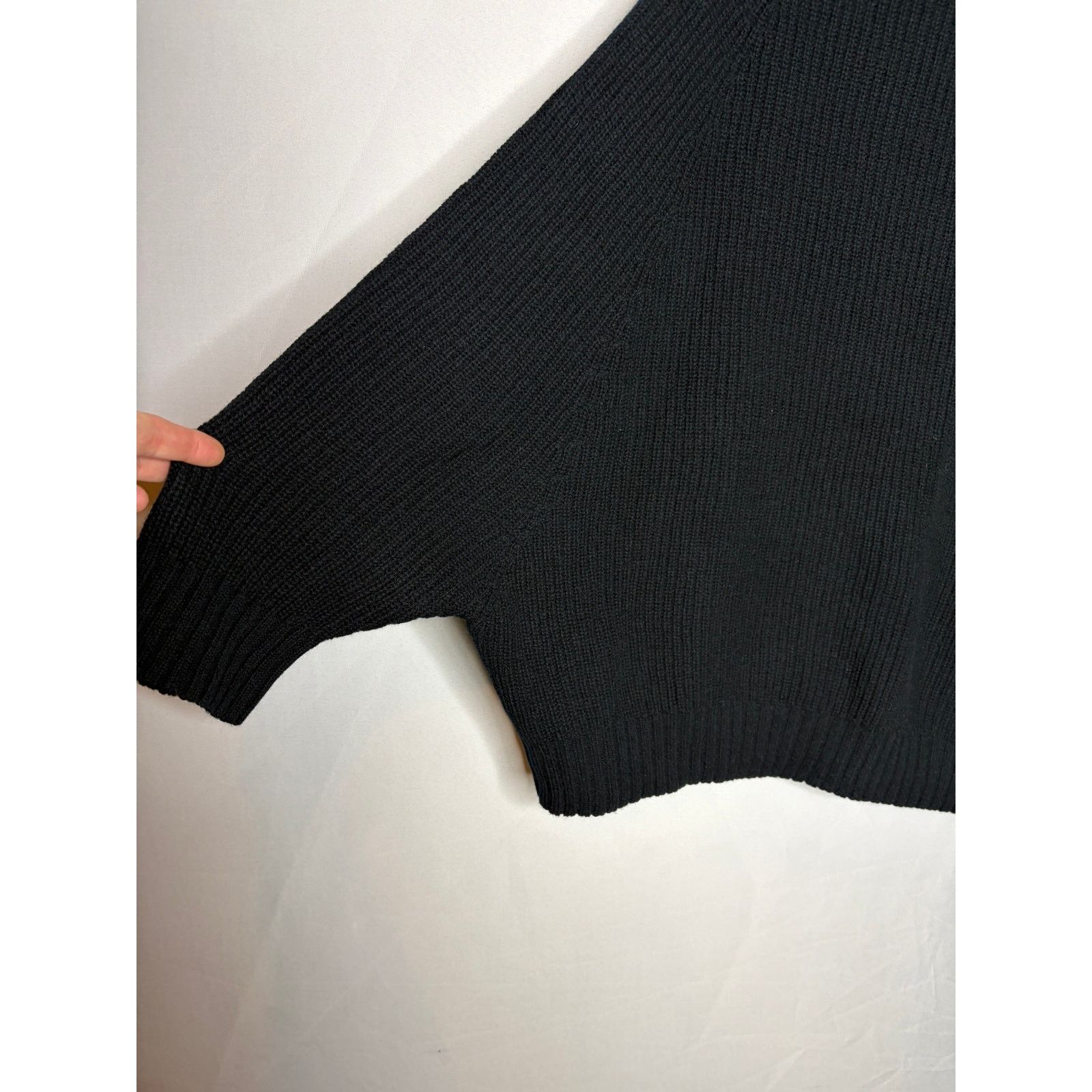 Wolford Wolford Black 100% virgin wool turtleneck sweater sz XS/S Size S / US 4 / IT 40 - 6 Thumbnail