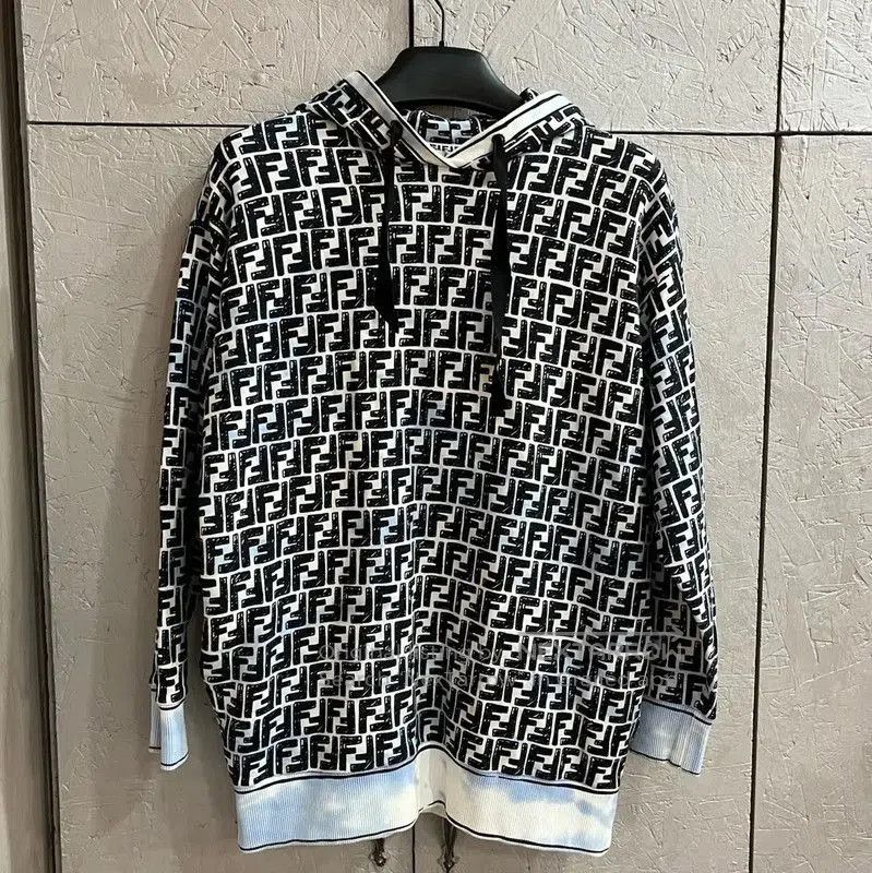 Fendi Fendi Blue Cotton Women's Hoodie . Size XS / US 0-2 / IT 36-38 - 1 Thumbnail