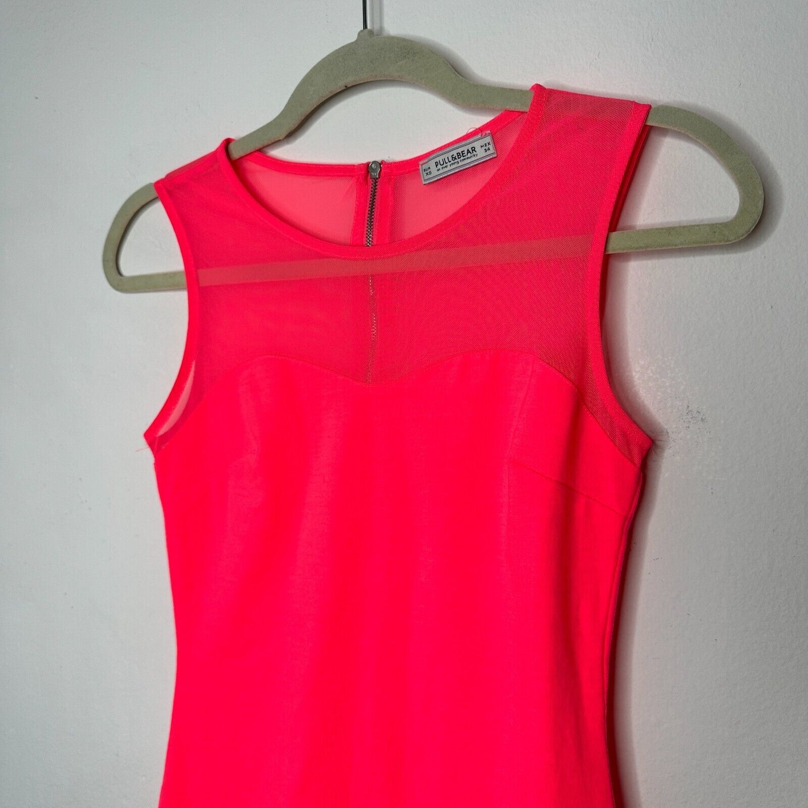 Pull & Bear Pull & Bear Bright Pink Sleeveless Cotton Sheer Mesh Top XS Size XS / US 0-2 / IT 36-38 - 5 Thumbnail