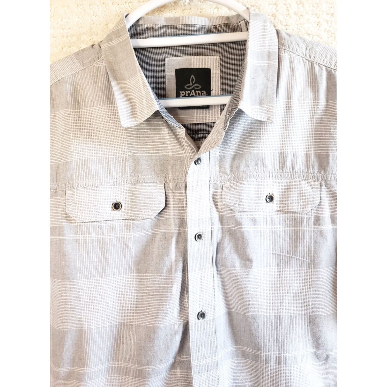 Prana Prana Mens L Short Sleeve Button-Up Shirt Gray White Plaid Logo Pockets Size US L / EU 52-54 / 3 - 5 Thumbnail