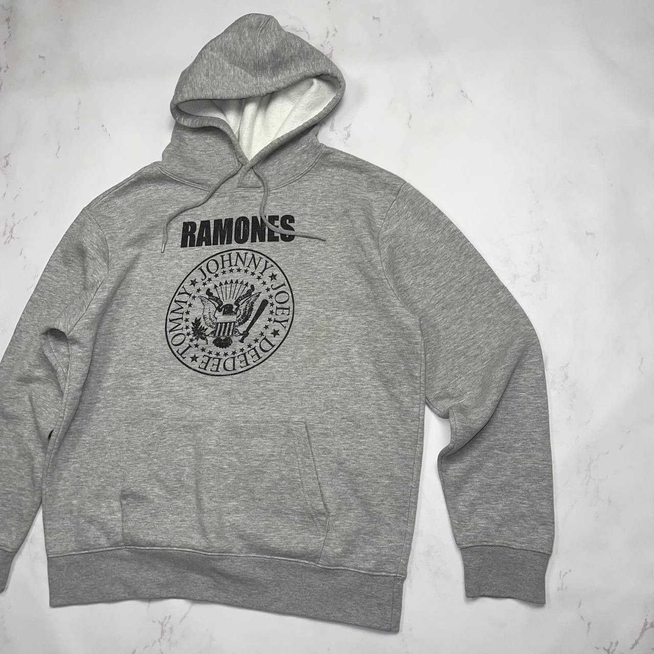 Vintage Ramones Band Hoodie Punk Rock Graphic Sweatshirt Size US S / EU 44-46 / 1 - 5 Thumbnail