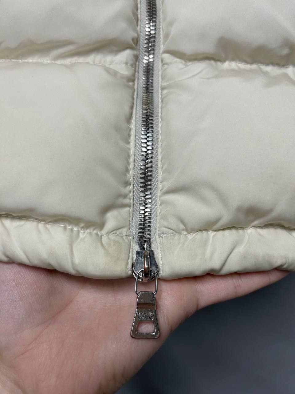 Prada Prada womens down jacket 2009 size 40 / M Size S / US 4 / IT 40 - 7 Thumbnail