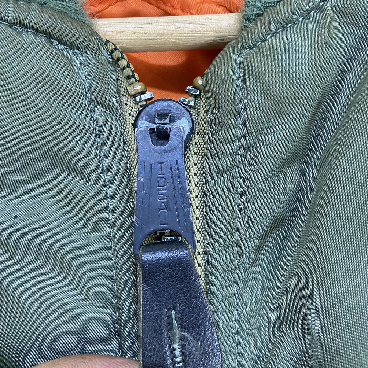 Alpha Industries Vintage Alpha Industries Bomber Flight MA-1 Jacket Size US L / EU 52-54 / 3 - 11 Thumbnail