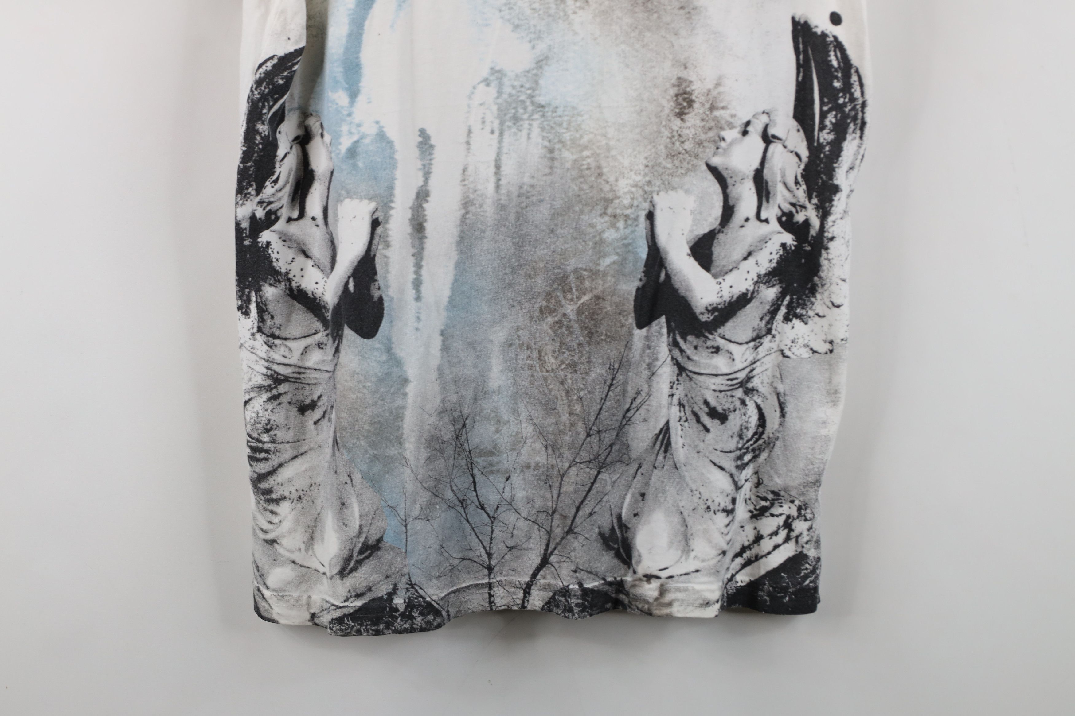 Vintage Vintage Y2K Streetwear Rose Flower Acid Wash UFC MMA T-Shirt Size US M / EU 48-50 / 2 - 3 Thumbnail