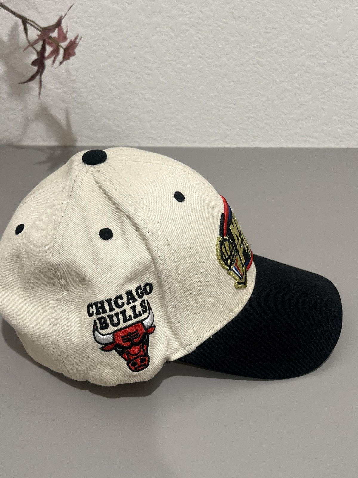 Mitchell & Ness 1998 NBA Finals Snapback Hat Size ONE SIZE - 2 Thumbnail