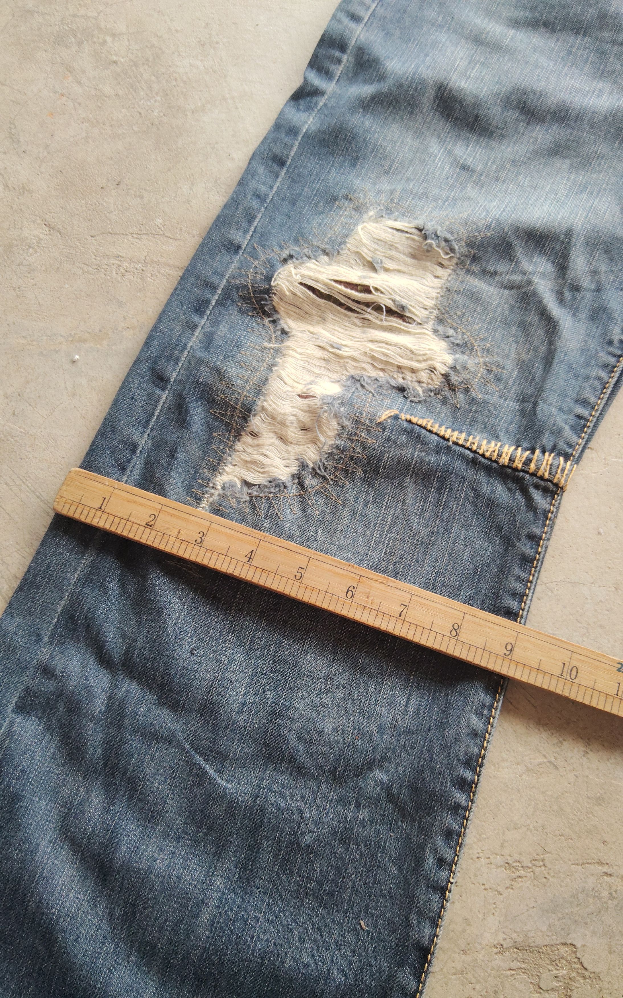 Japanese Brand Osaka Big Train Nice Design Jeans Size US 31 - 7 Thumbnail