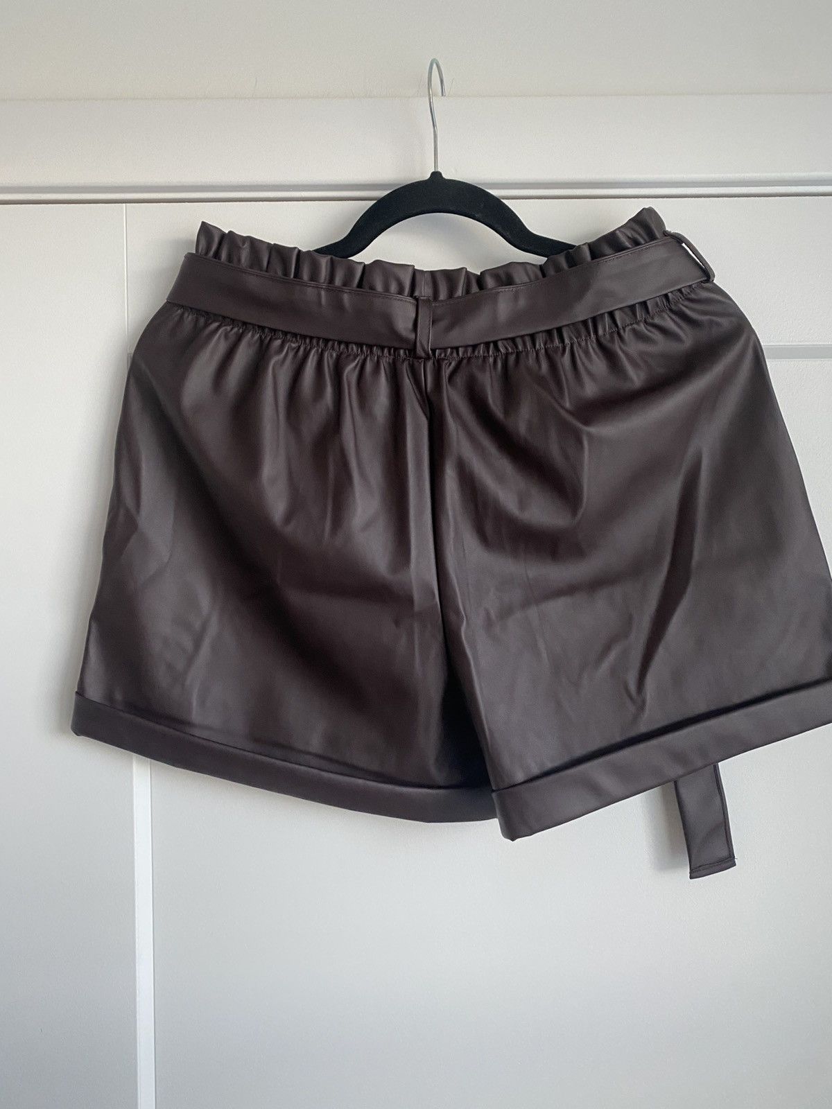 Other RILEY & JAMES Faux Leather Shorts Women Sz M Paper Bag Waist Size 32" / US 10 / IT 46 - 4 Thumbnail
