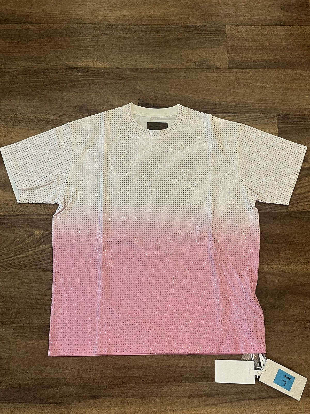 Birth of royal child pink/white diamond tee Large NEW