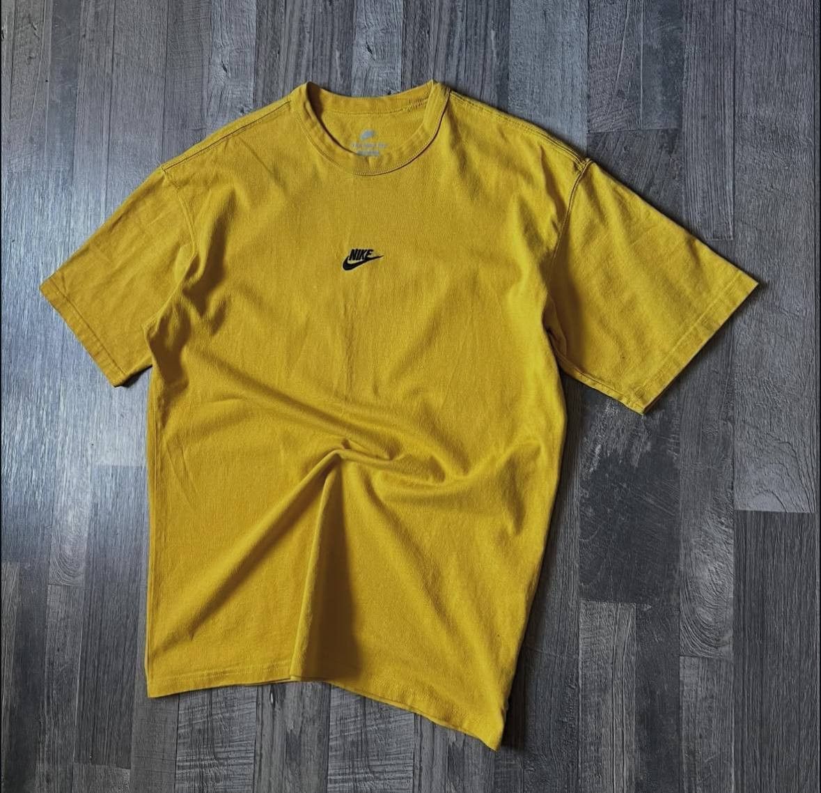 Nike nike Short Sleeve T-Shirts Size US M / EU 48-50 / 2 - 1 Thumbnail
