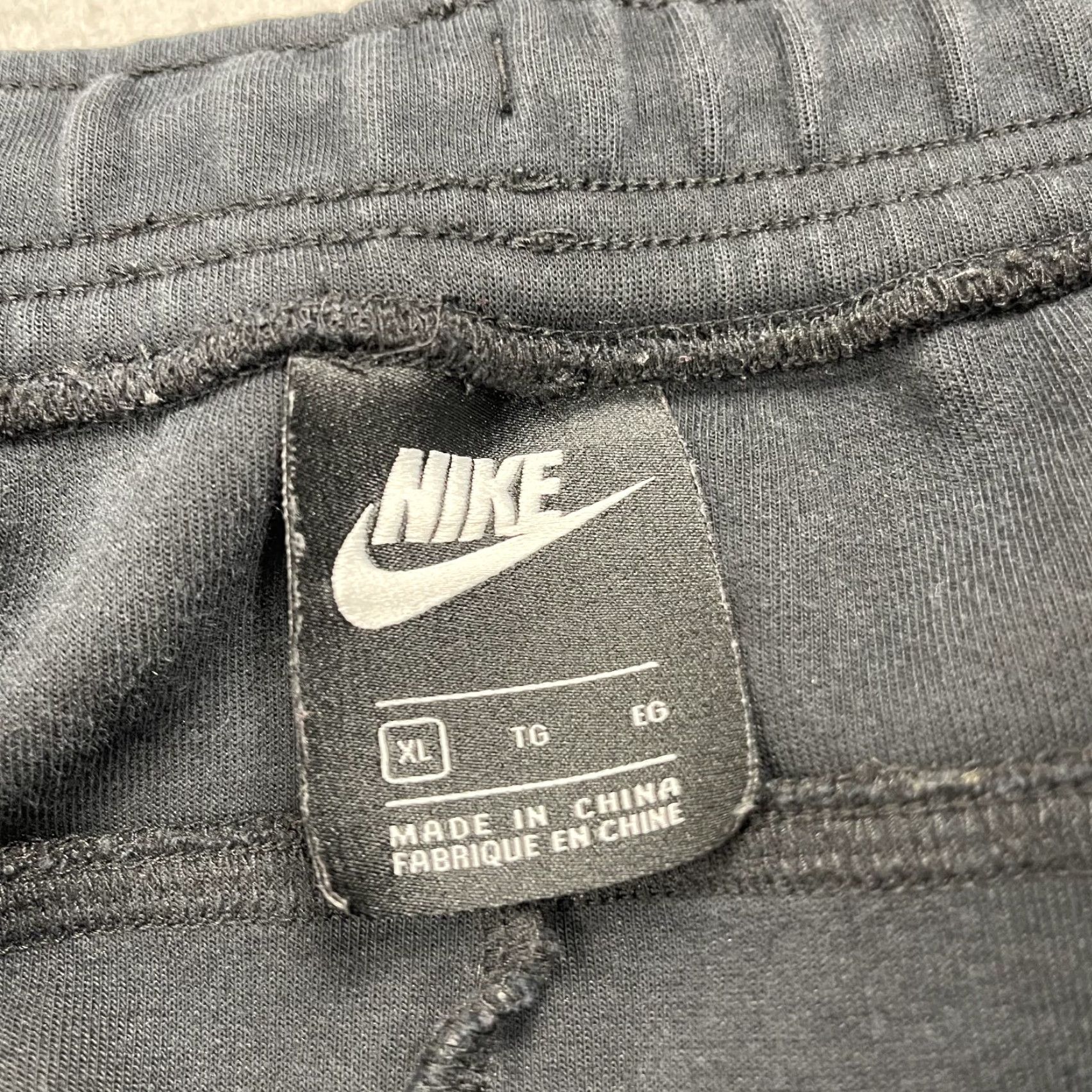 Nike Nike Tech Fleece Joggers Mens XL Black Sweatpants Logo Drawstring NSW Casual Size US 36 / EU 52 - 5 Thumbnail