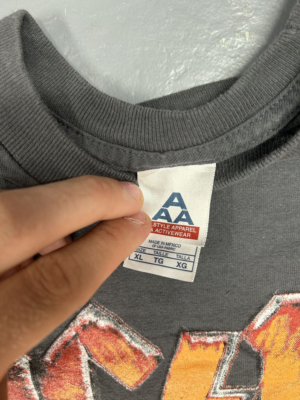 Band Tees × Vintage Crazy Vintage Y2K Essential Grey AC/DC Longsleeve Band Shirt Size US L / EU 52-54 / 3 - 3 Thumbnail
