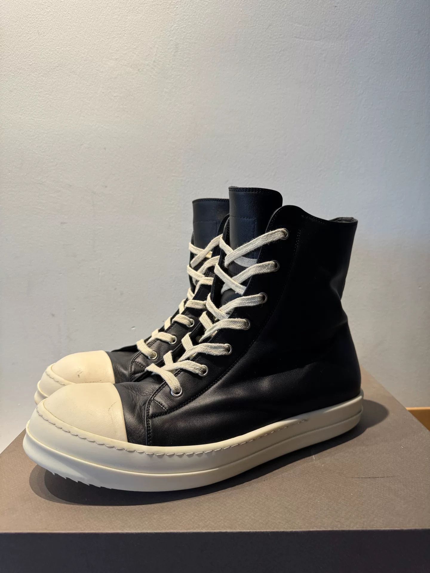 Rick Owens rick owens high-top leather sneakers size 44 Size US 10 / EU 43 - 1 Thumbnail