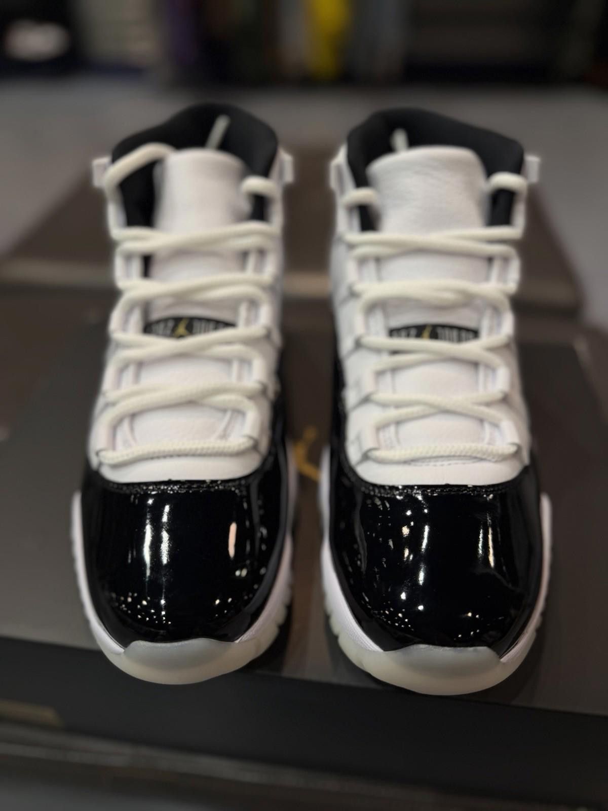 Jordan Brand Size 10 - Air Jordan 11 Retro Mid Gratitude Defining Moments Size US 10 / EU 43 - 7 Thumbnail