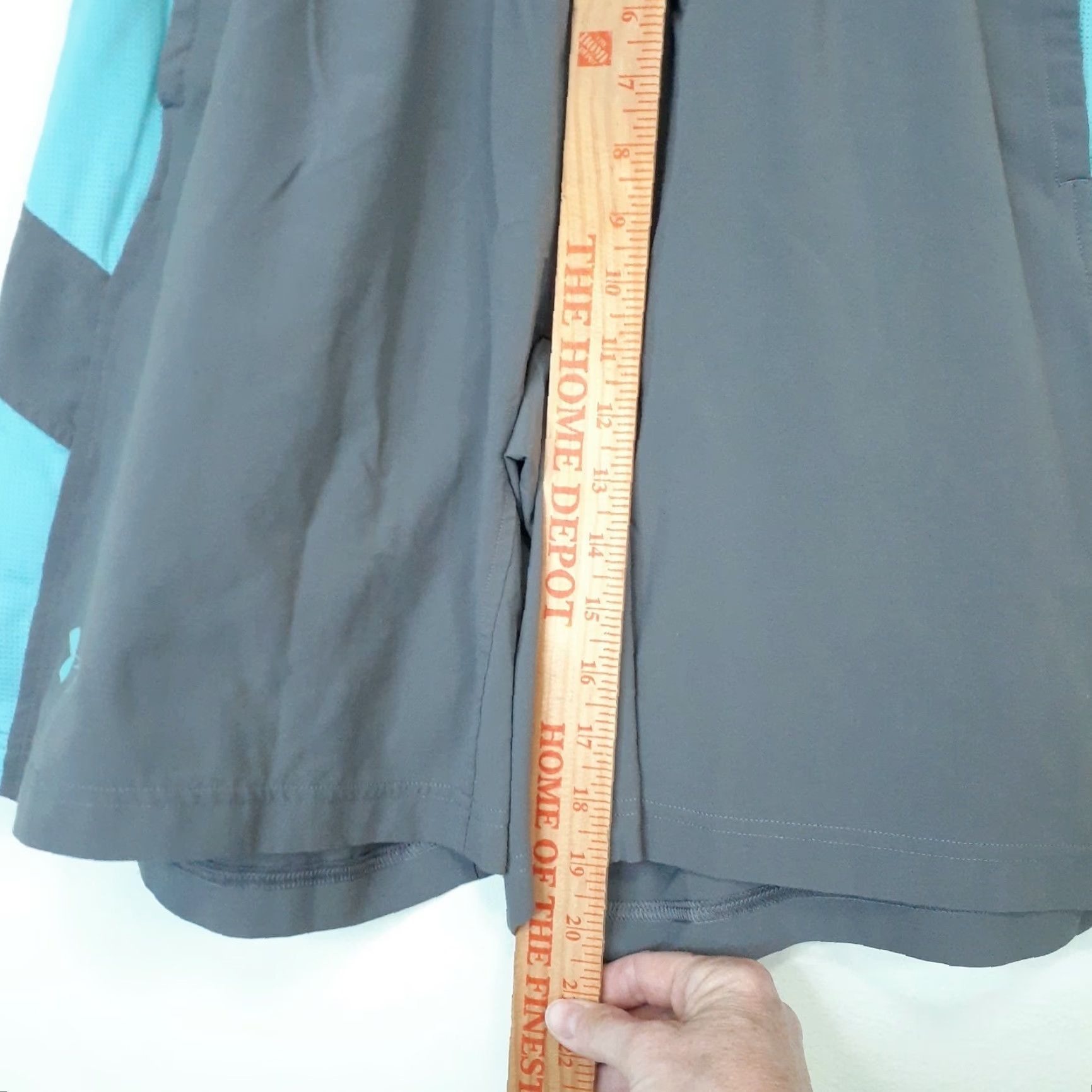 Under Armour Under Armour Running Shorts Mens Waist 30 Inseam 8.5 Gray Size US 30 / EU 46 - 5 Thumbnail