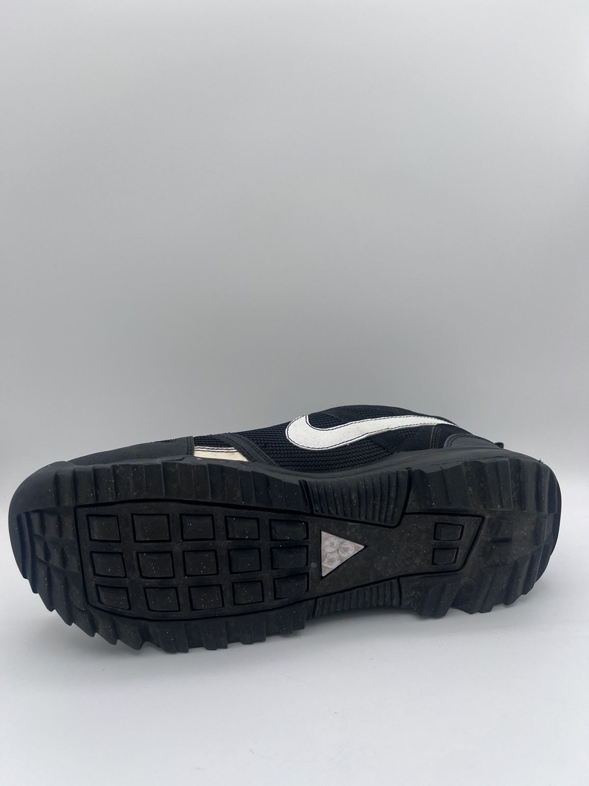 Nike Vintage 2010 Nike ACG Rongbuk Trail Hiking mens Size 12 Size US 12 / EU 45 - 6 Thumbnail