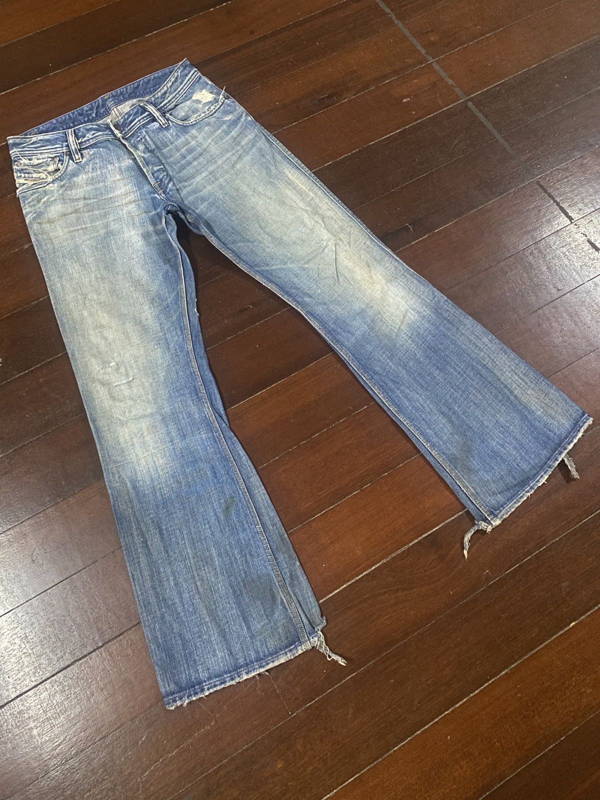 Diesel Vintage y2k Diesel Jeans Flared boot cut distressed wide Size US 33 - 2 Thumbnail