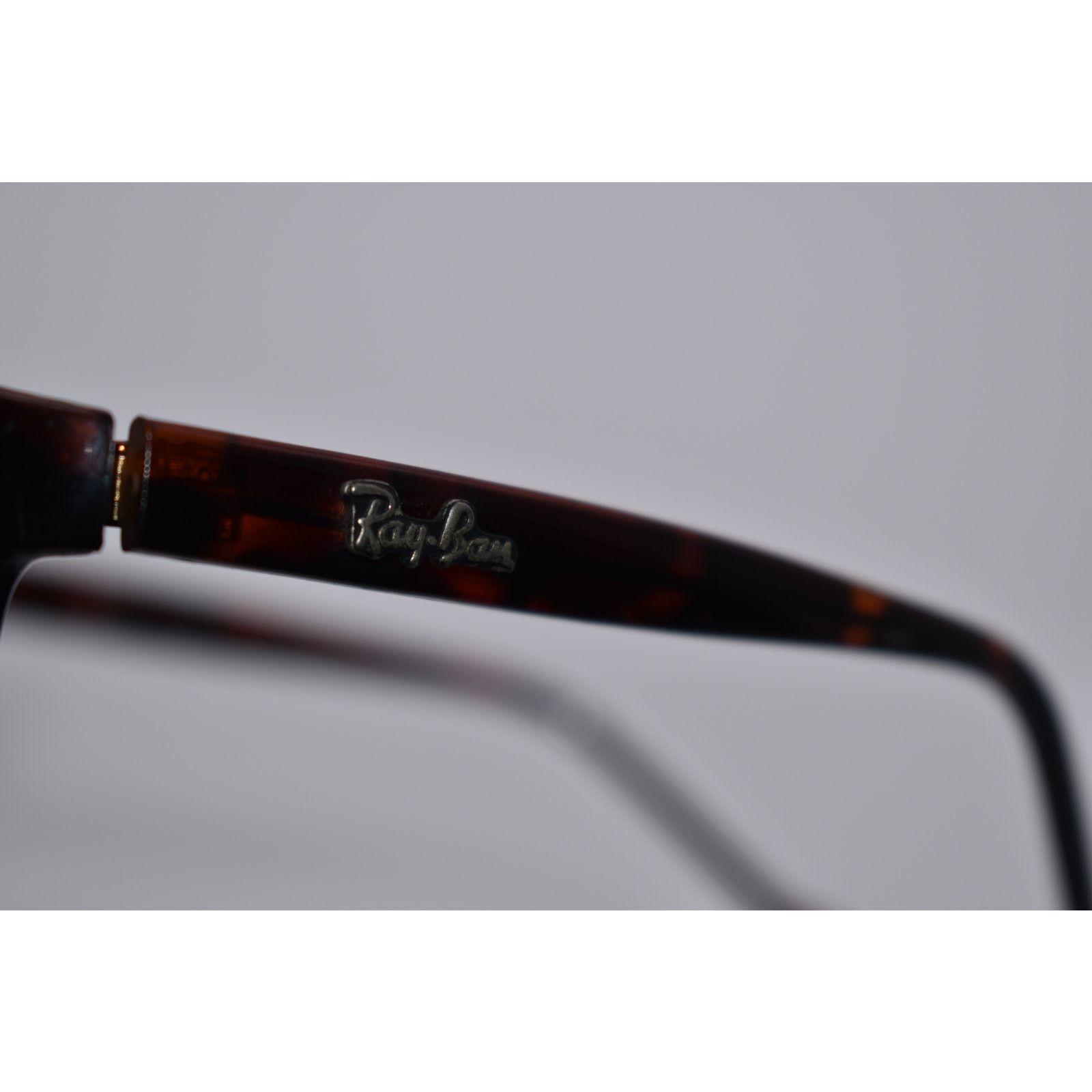 RayBan VINTAGE Ray-Ban Sunglasses Brown Tortoise Bausch & Lomb Size ONE SIZE - 8 Thumbnail